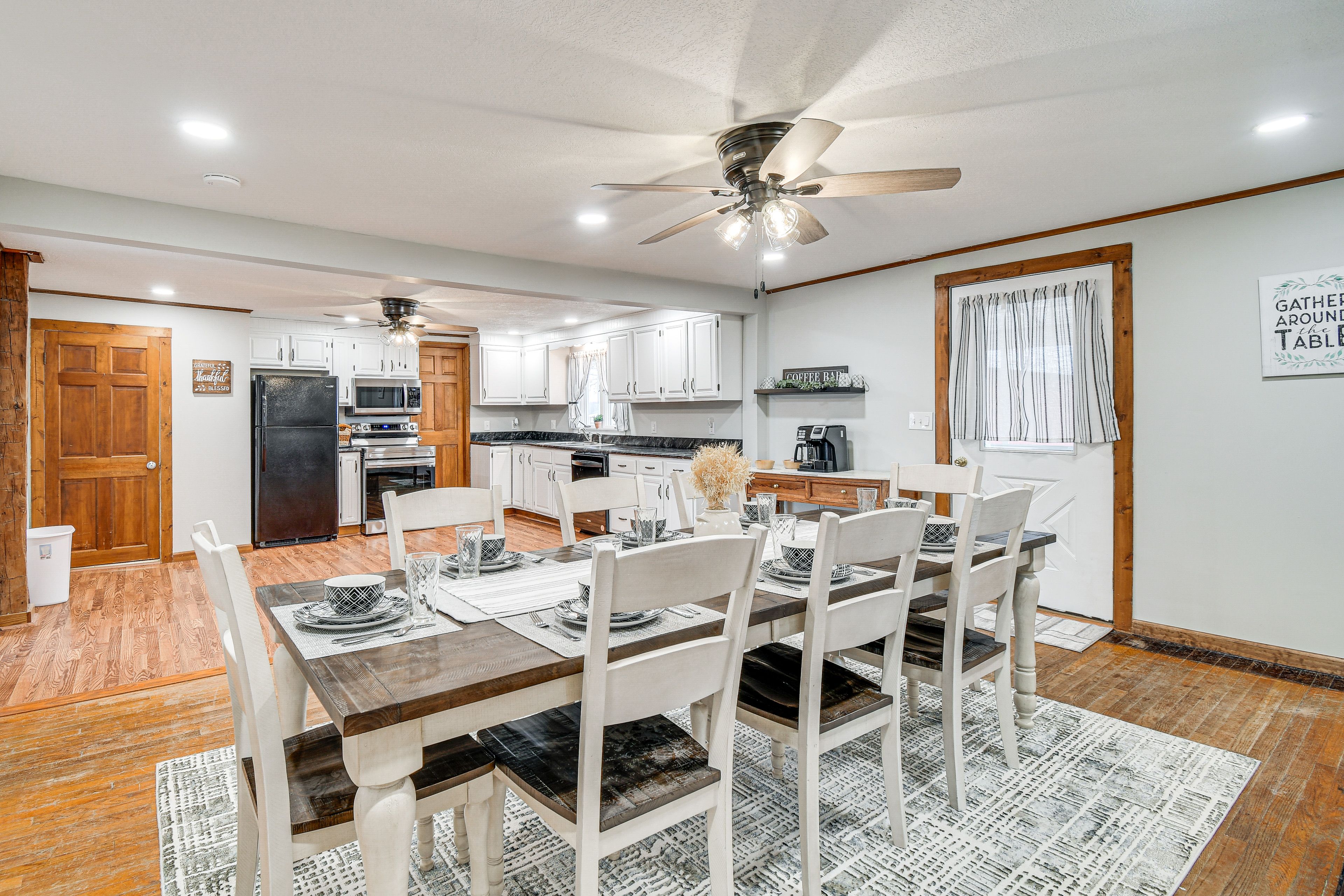 Dining Area | 1st Floor