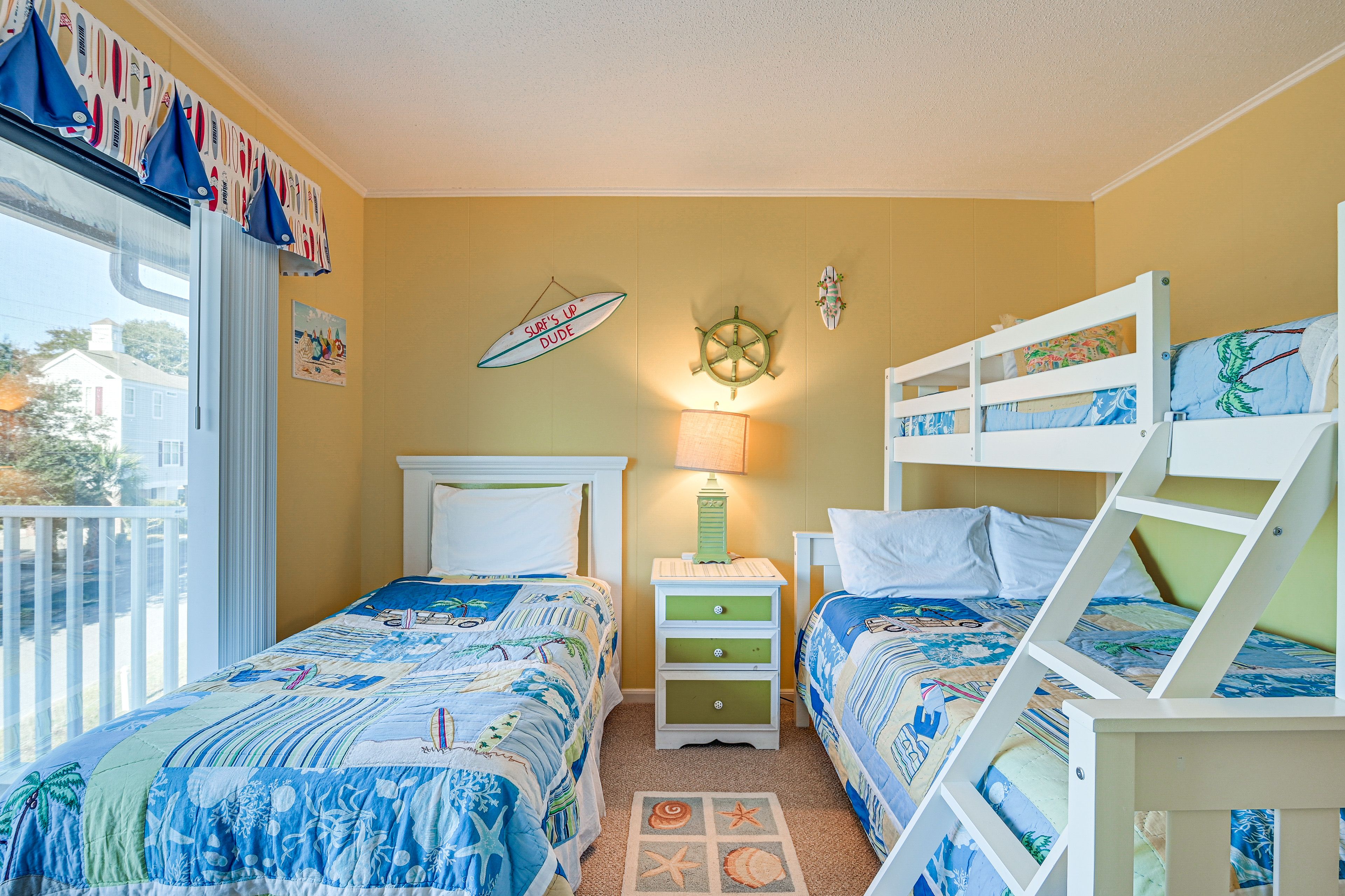 Bedroom 3 | Twin/Full Bunk Bed | Twin Bed | Smart TV
