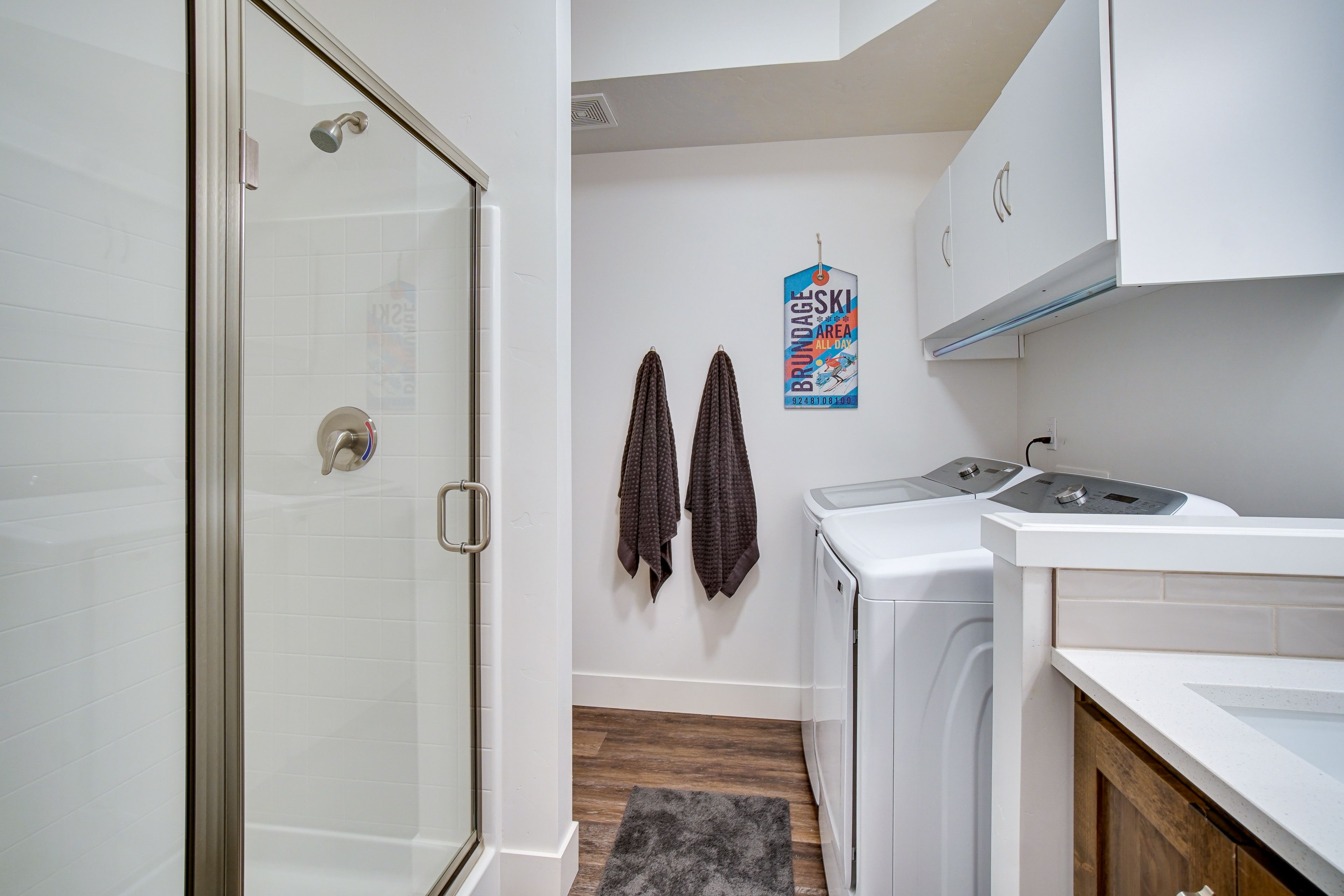 Full Bathroom | Washer & Dryer | 1st Floor