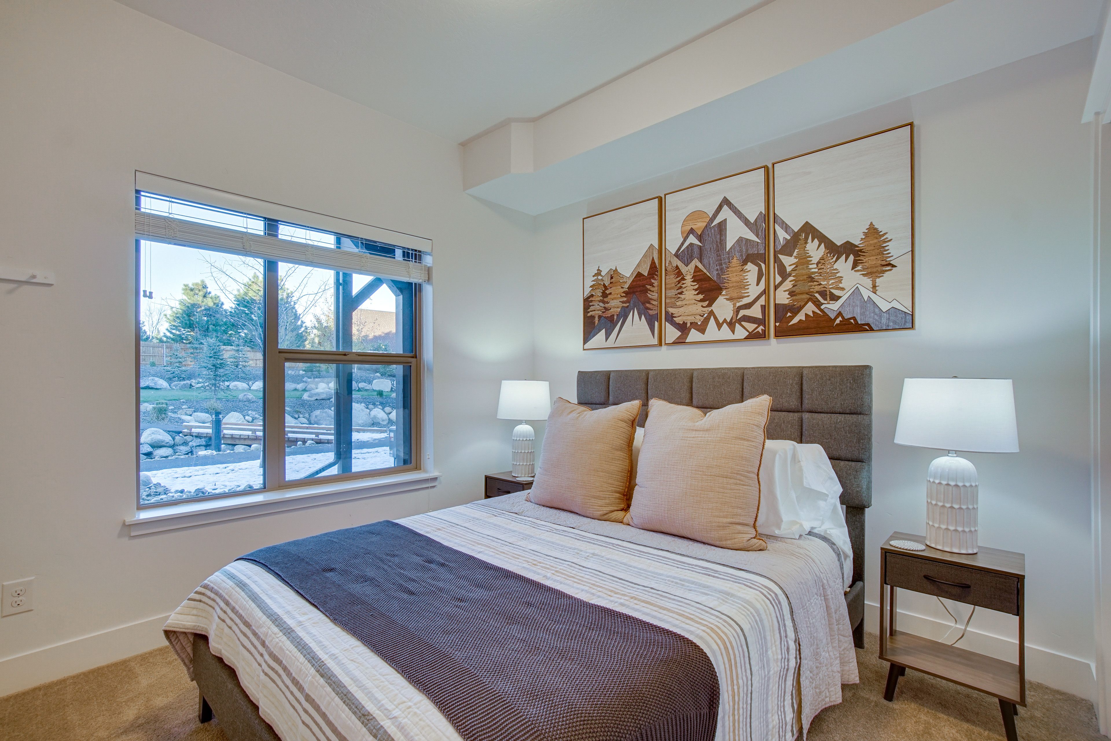 Bedroom 3 | Queen Bed | 1st Floor