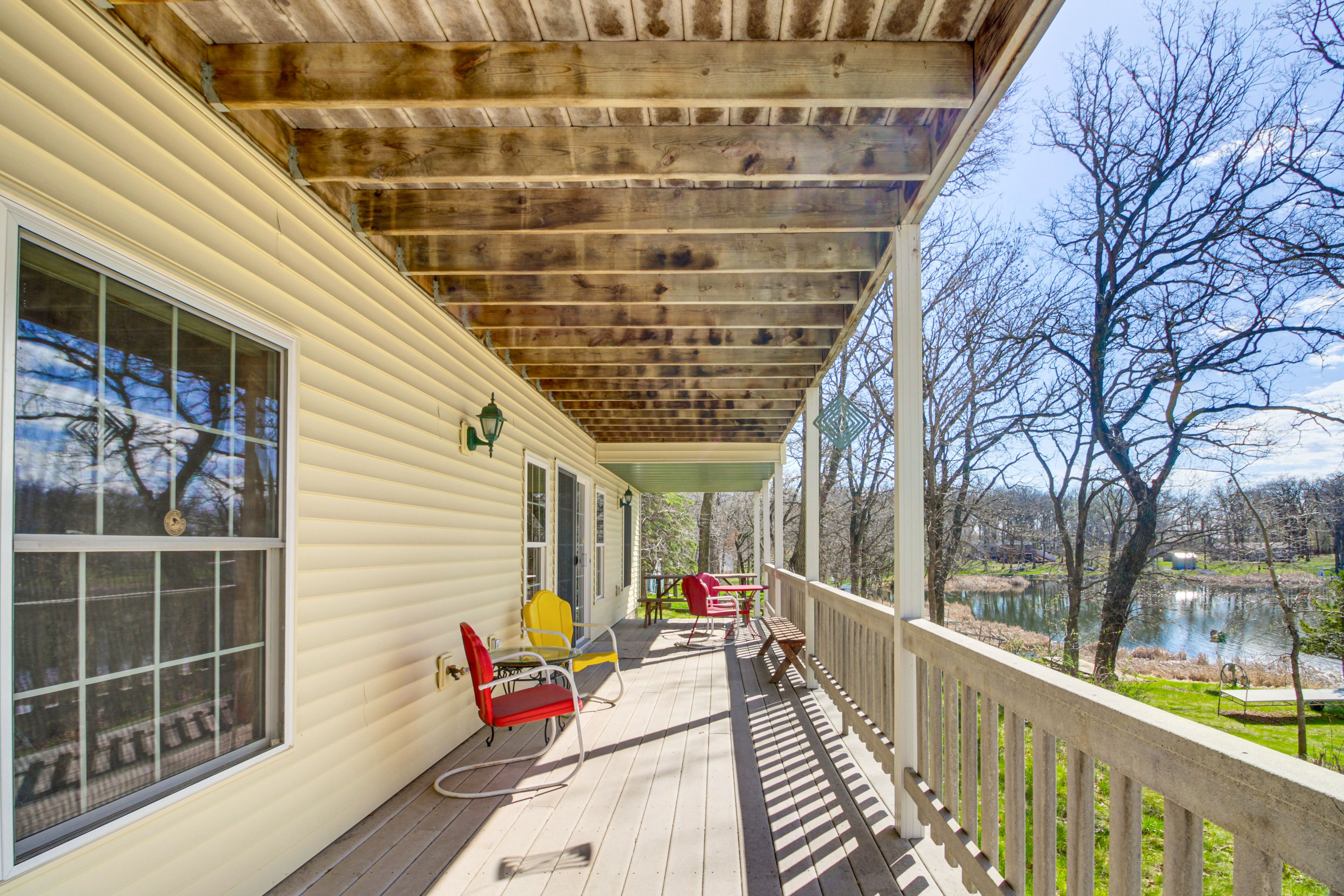 Pelican Rapids Vacation Rental | 5BR | 2.5BA | 4 Steps Required | 2,880 Sq Ft