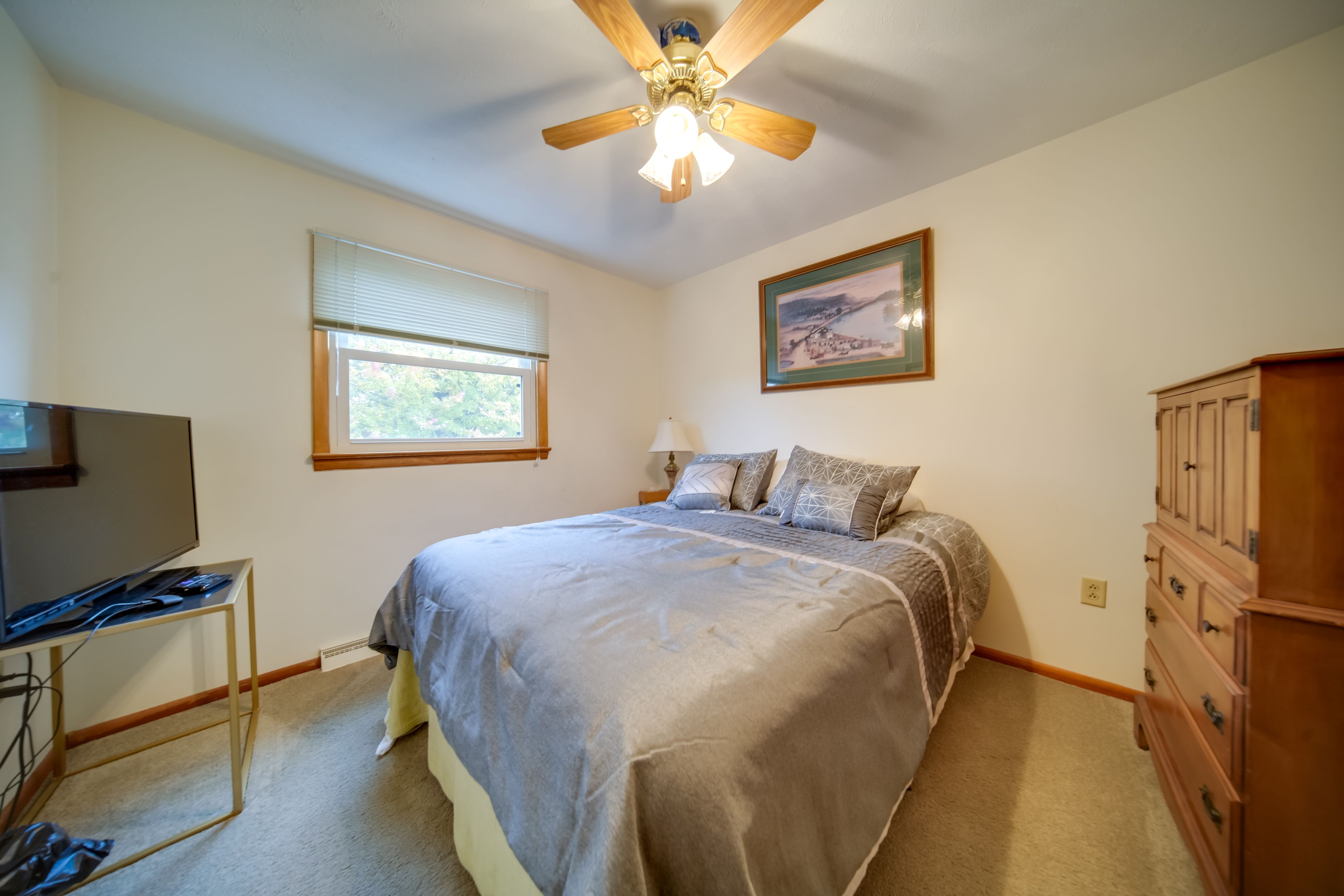 Bedroom 3 | Queen Bed | 2nd Floor