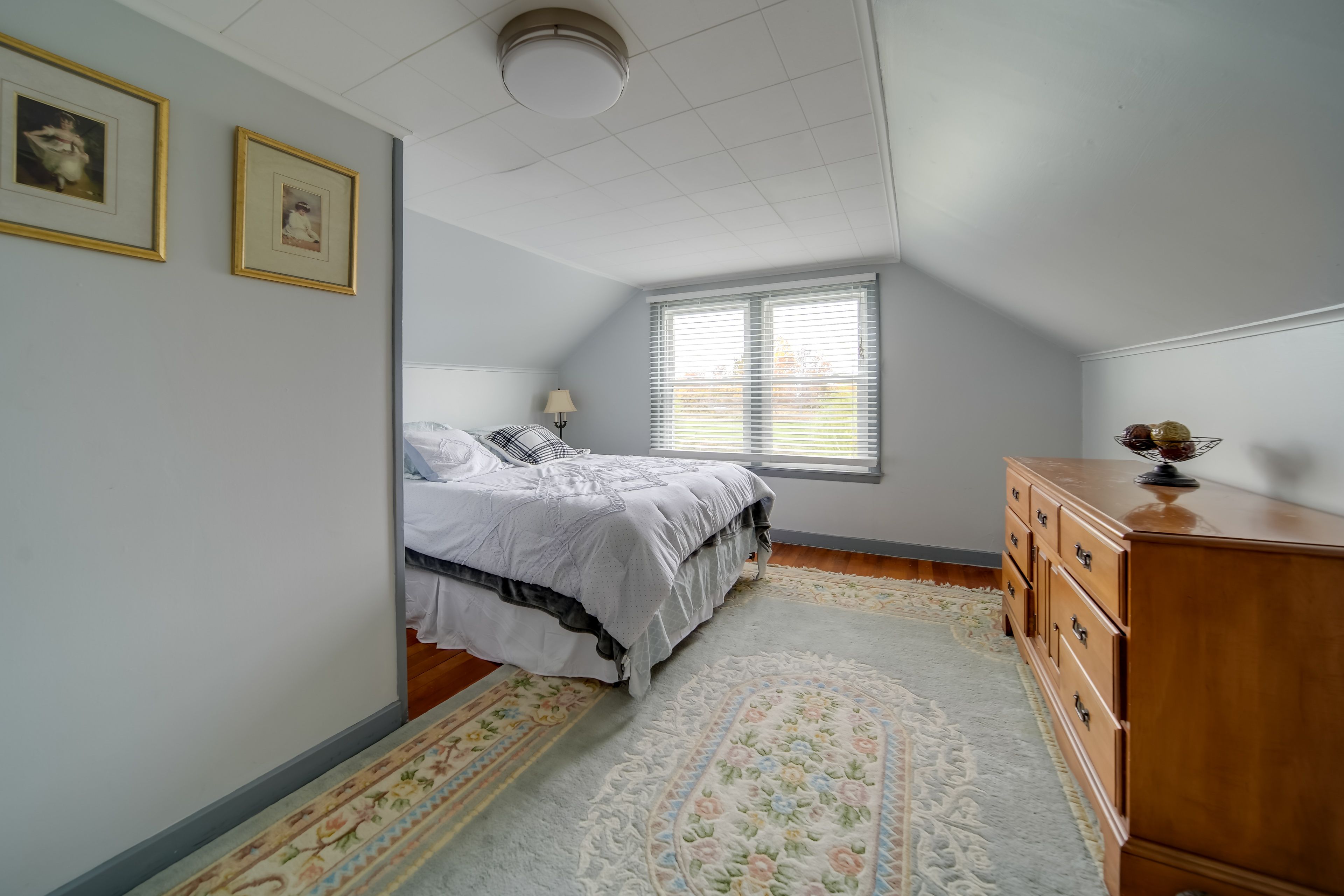 Bedroom 2 | Queen Bed | 2nd Floor
