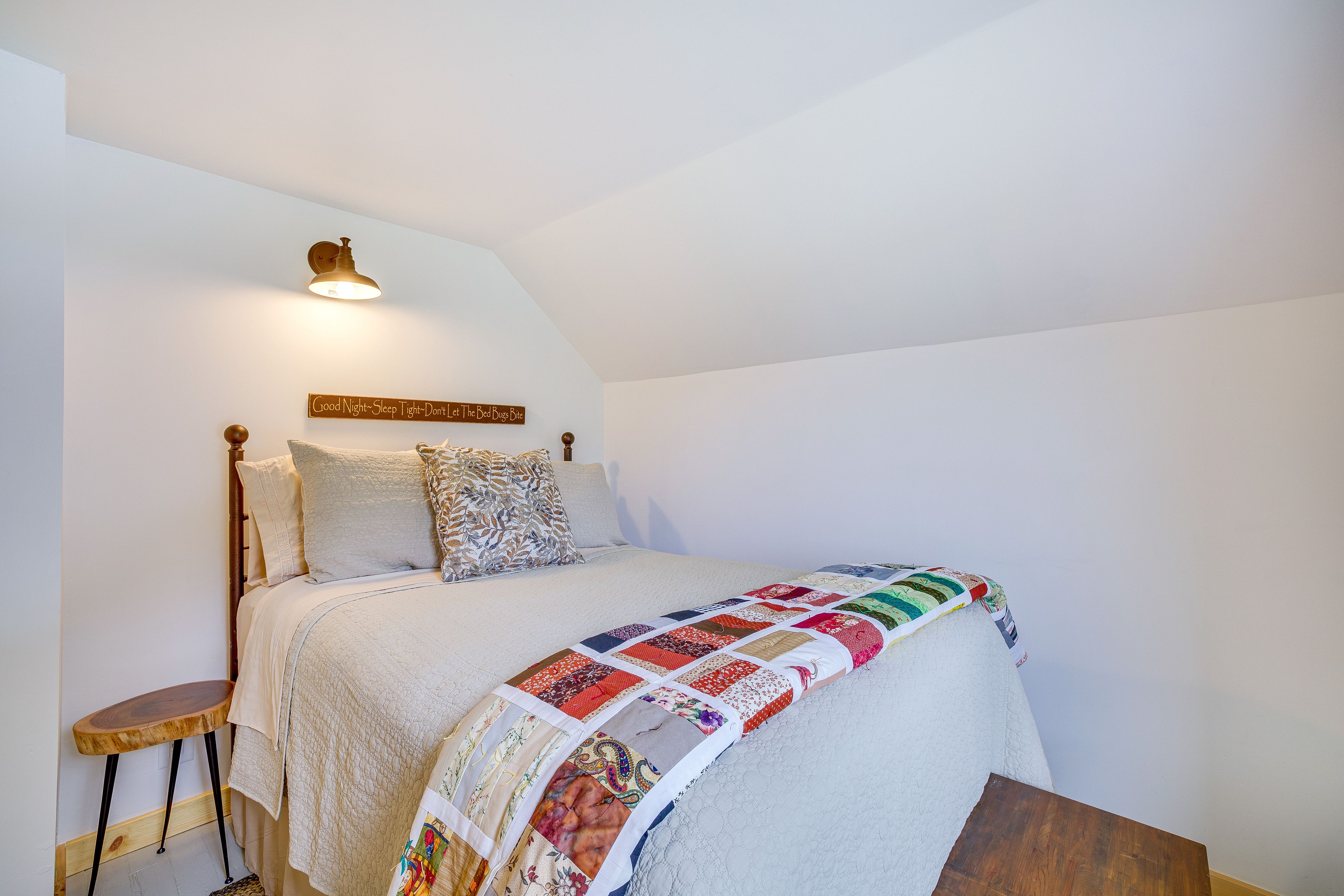 Bedroom 3 | Queen Bed | 2nd Floor