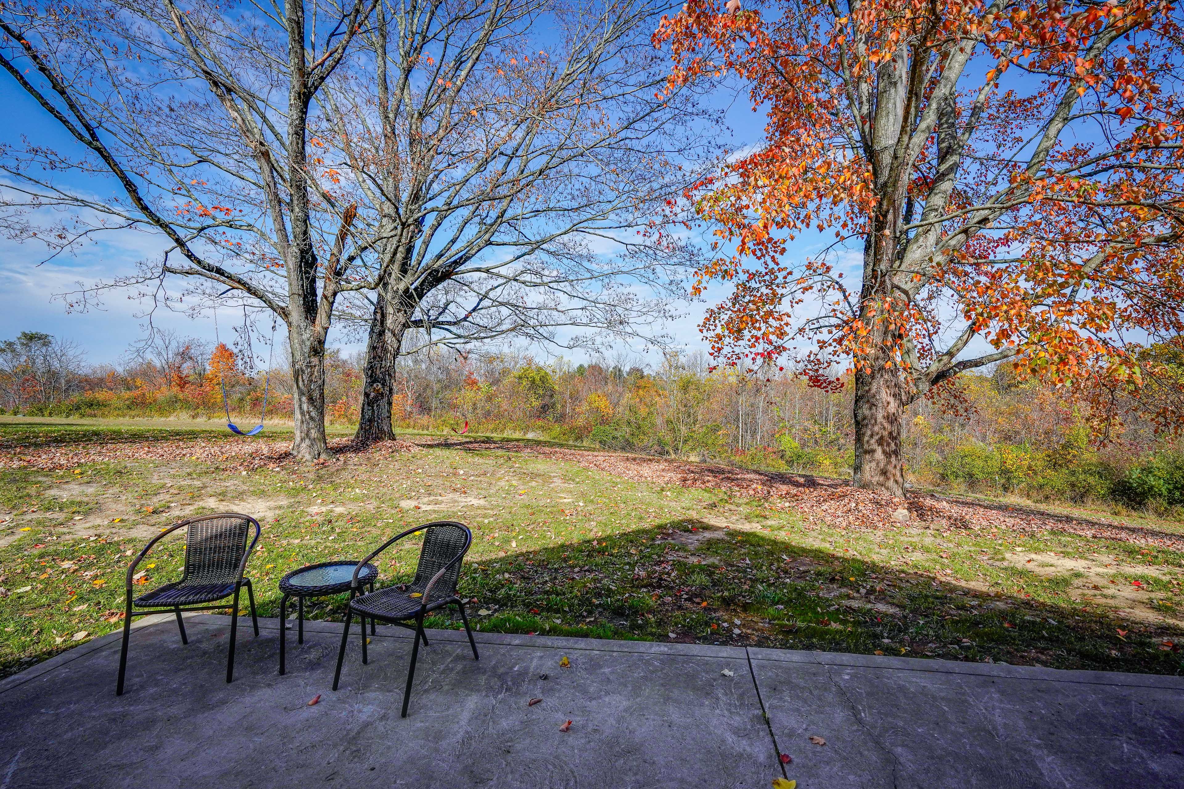 Back Patio | Lounge Seating