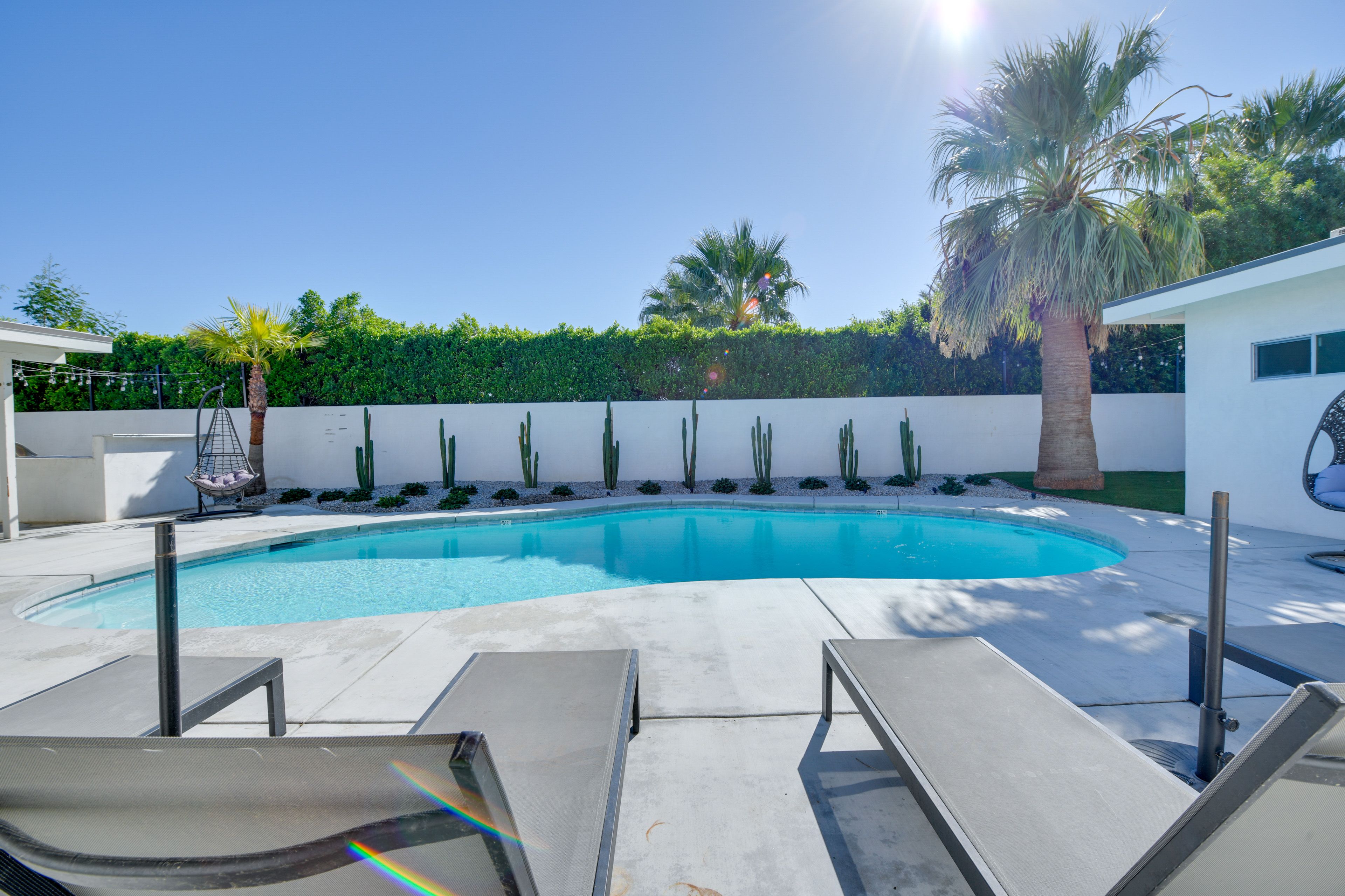 Private Pool | Patio | Basketball Arcade Game | Yard | Fire Pit