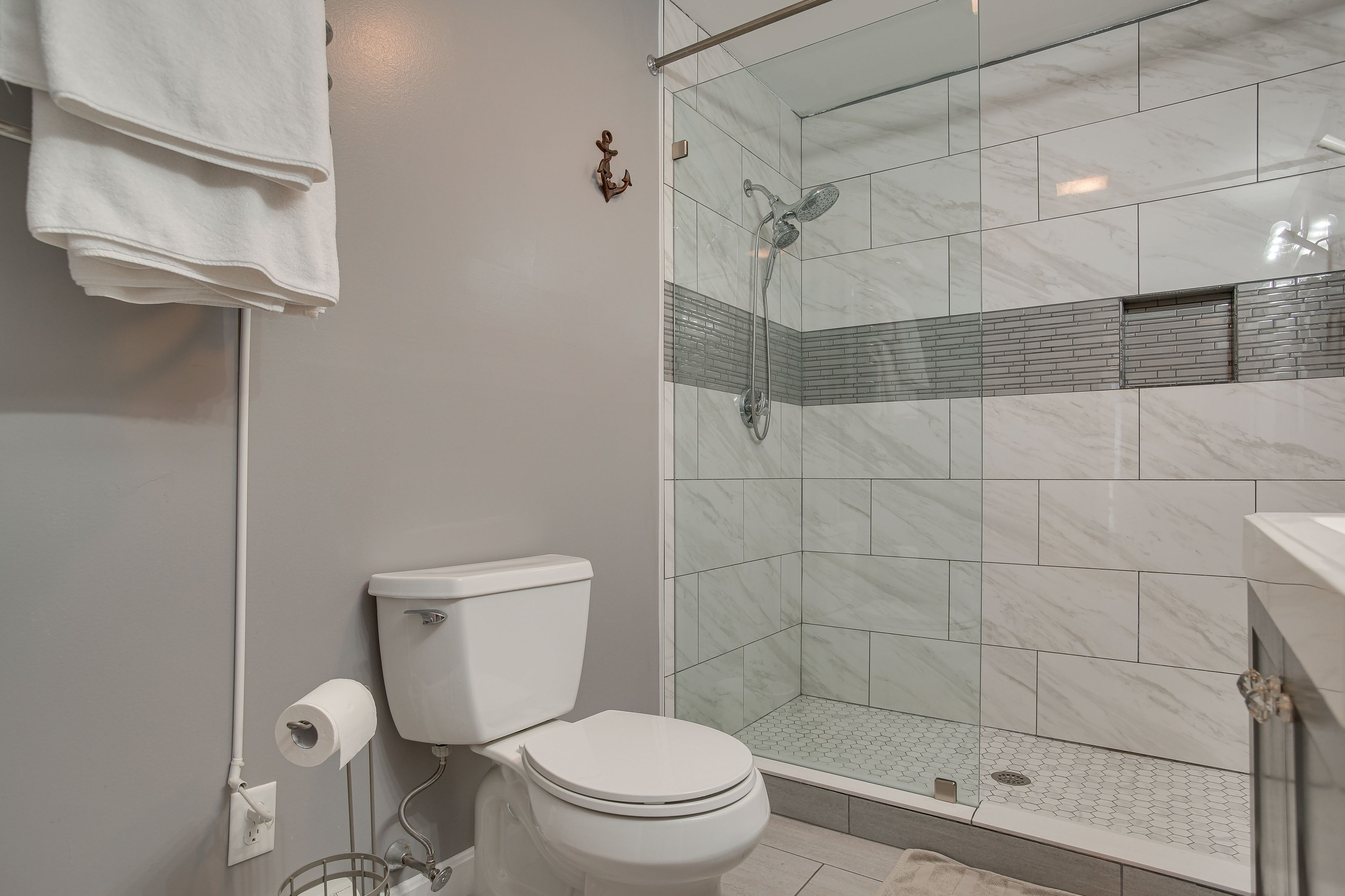 Bathroom | Towels Provided