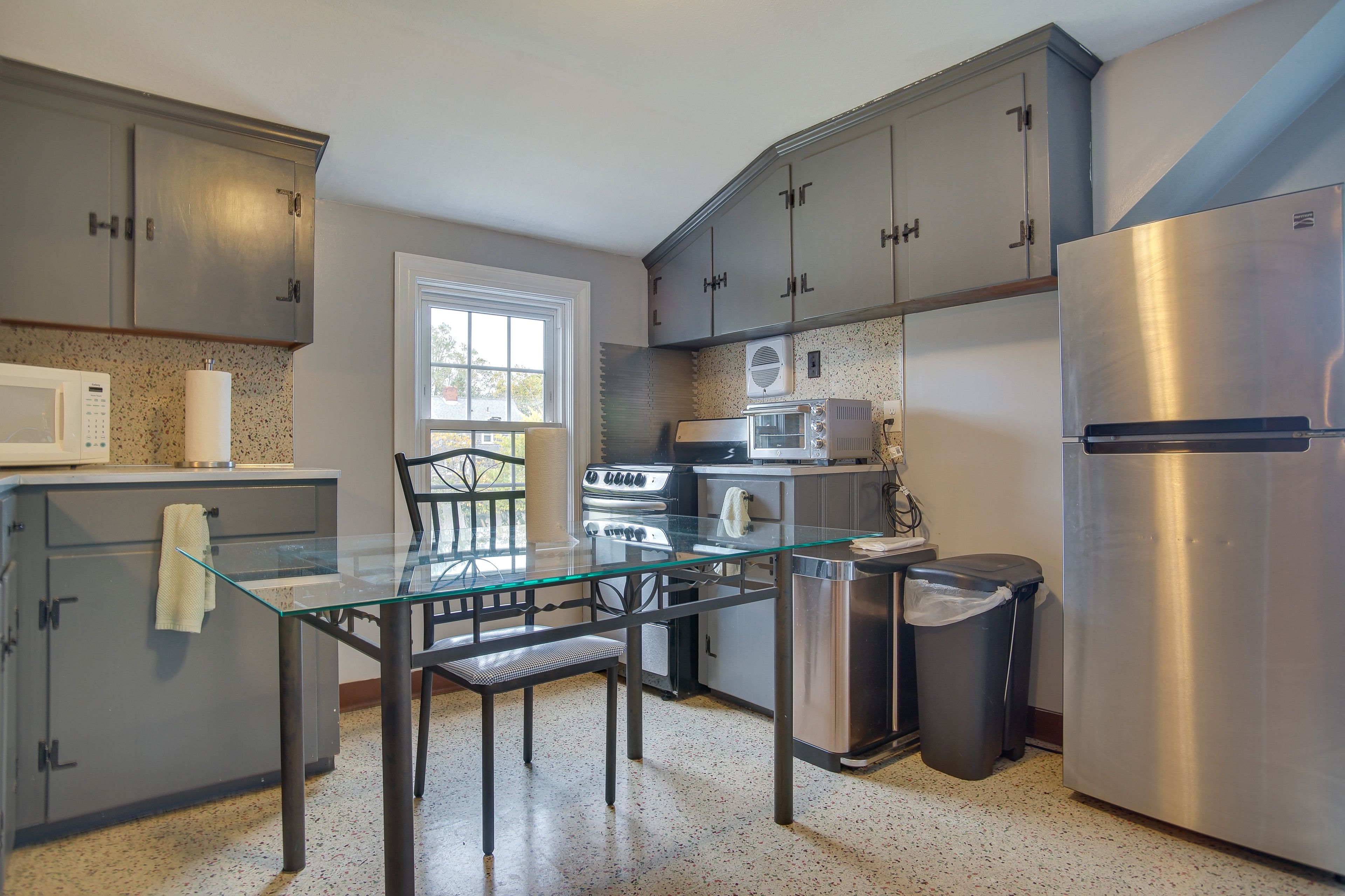 Well-Equipped Kitchen | Keyless Entry
