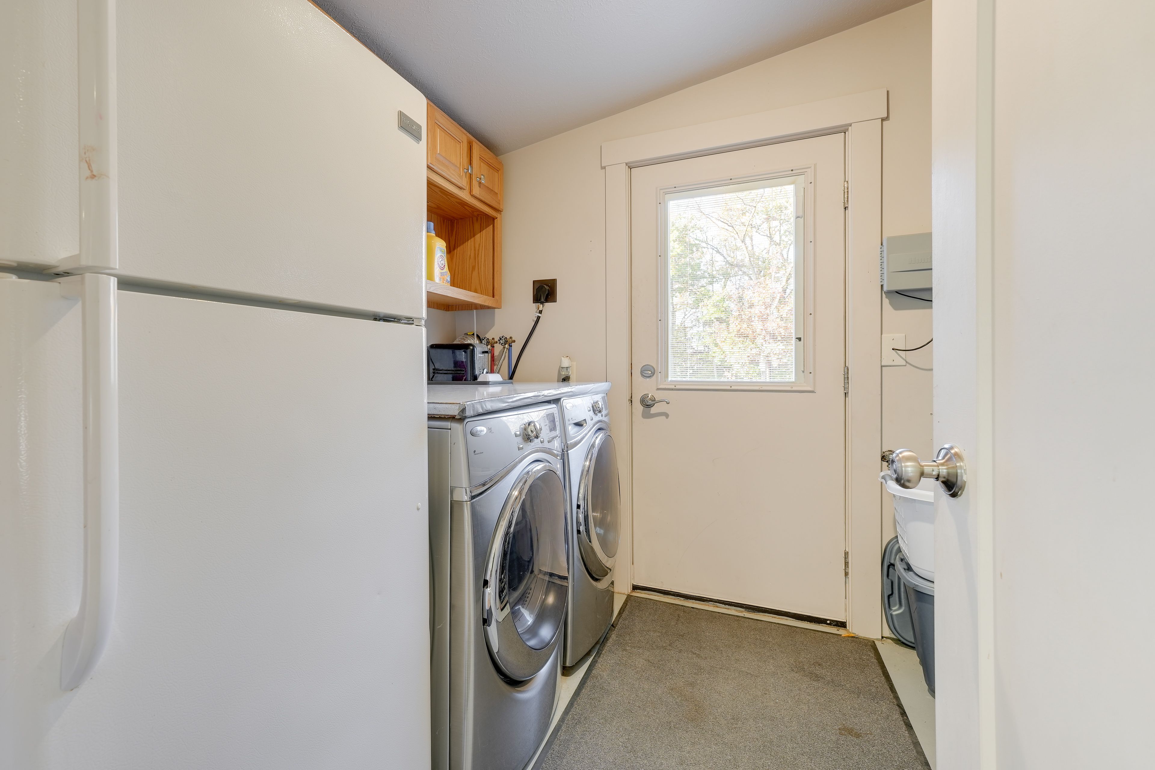 Laundry | Refrigerator | Microwave
