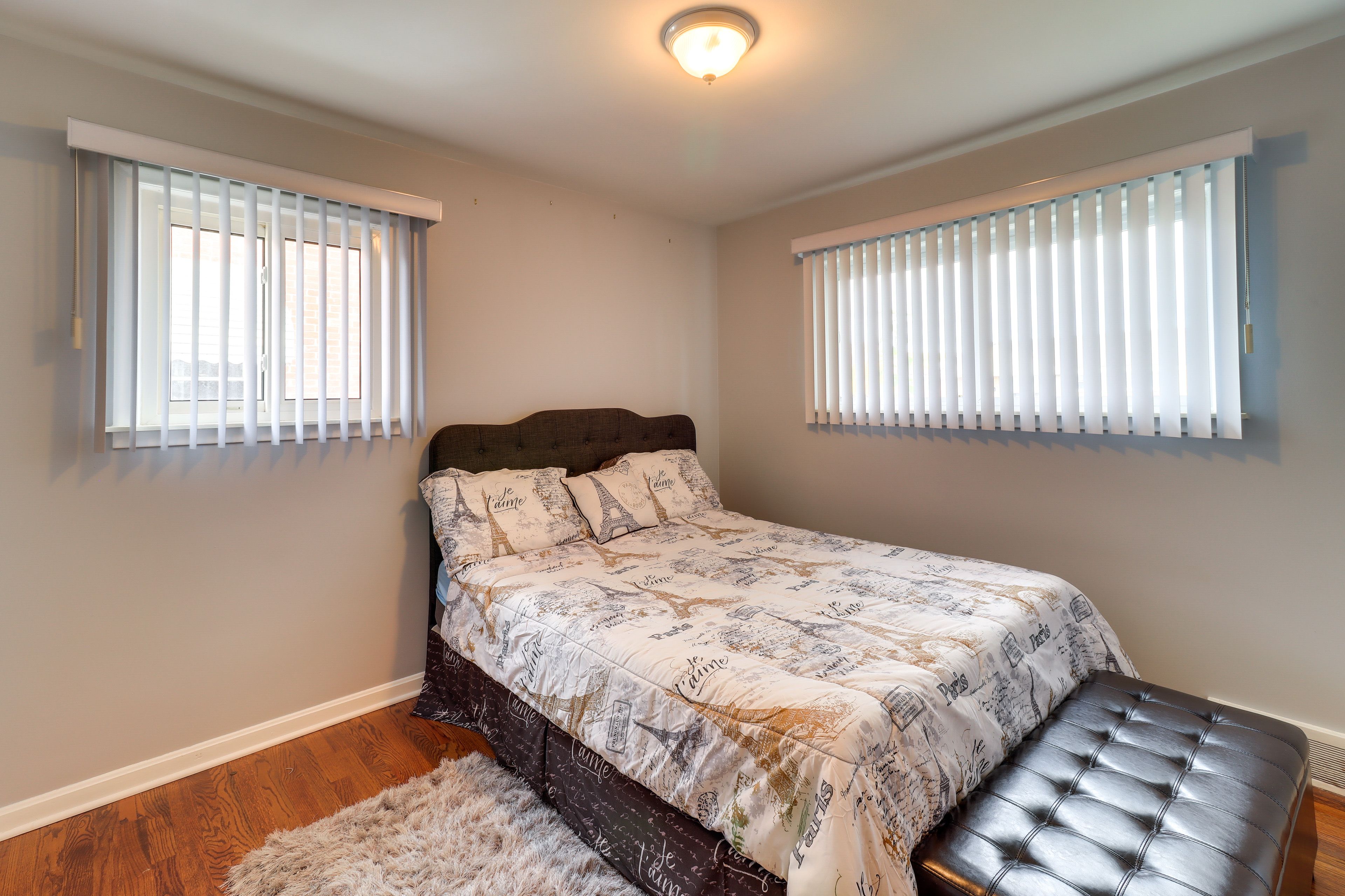 Bedroom 2 | Queen Bed | 1st Floor