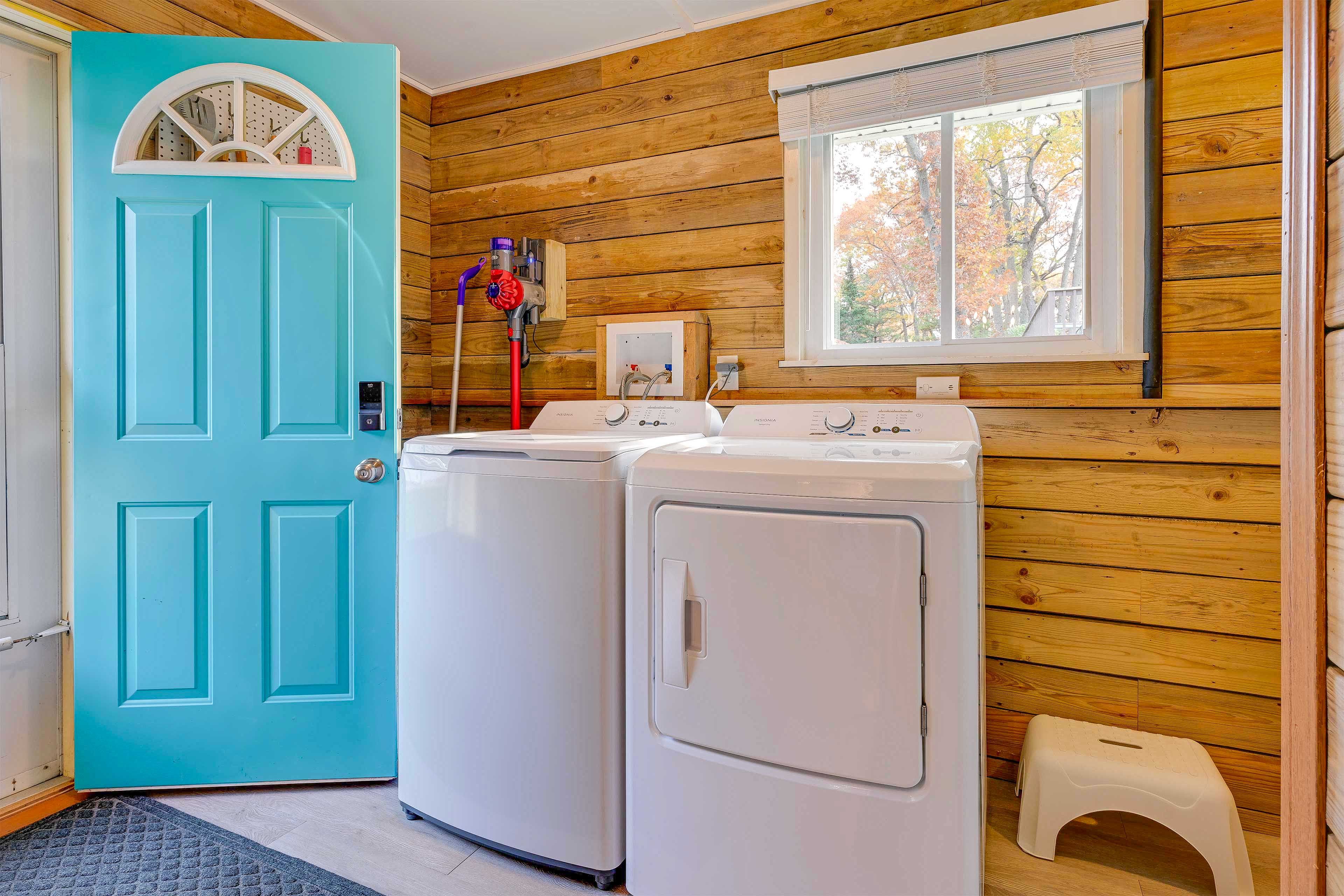 Main House | Laundry Room | Washer + Dryer
