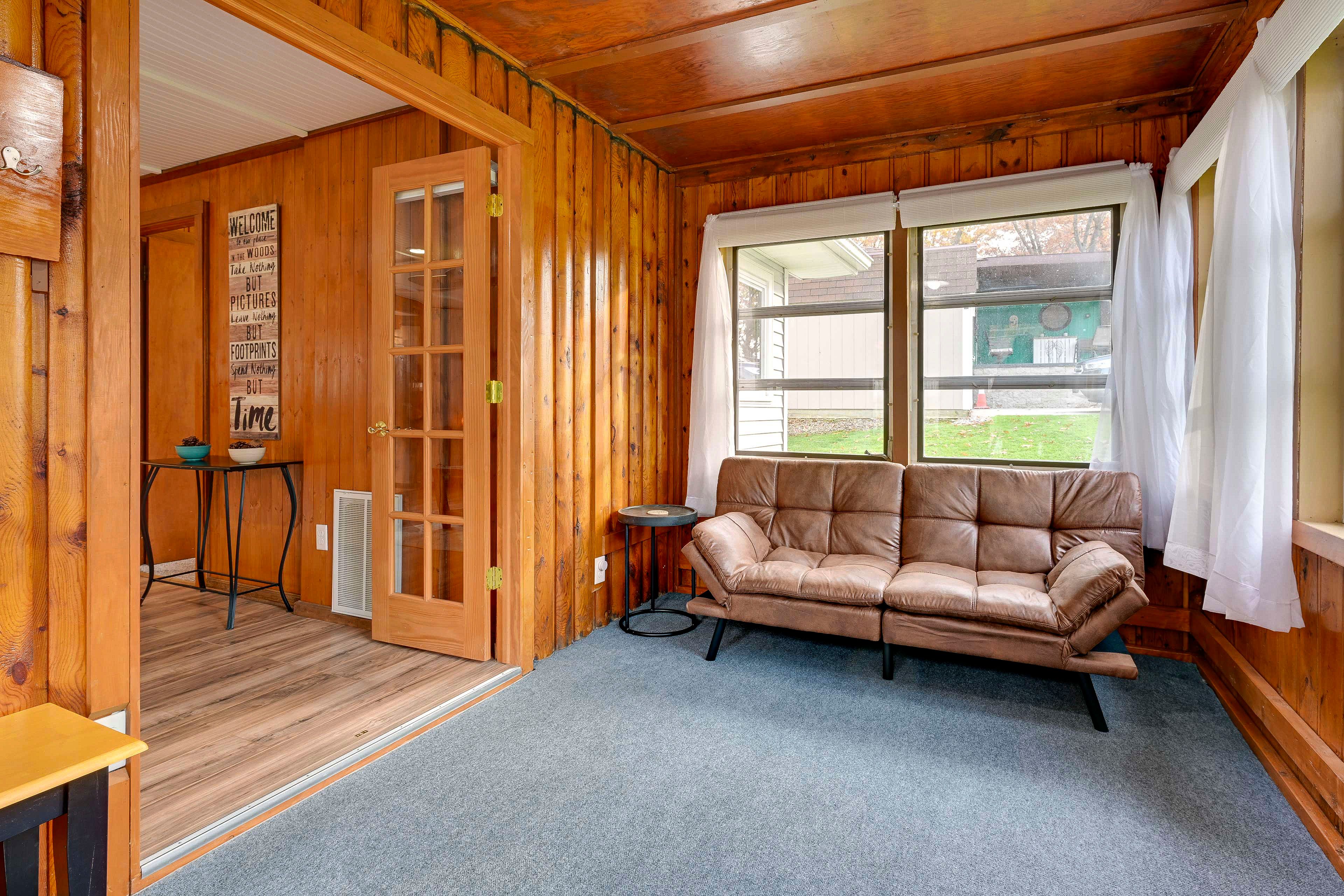 Main House | Sunroom | Half Step