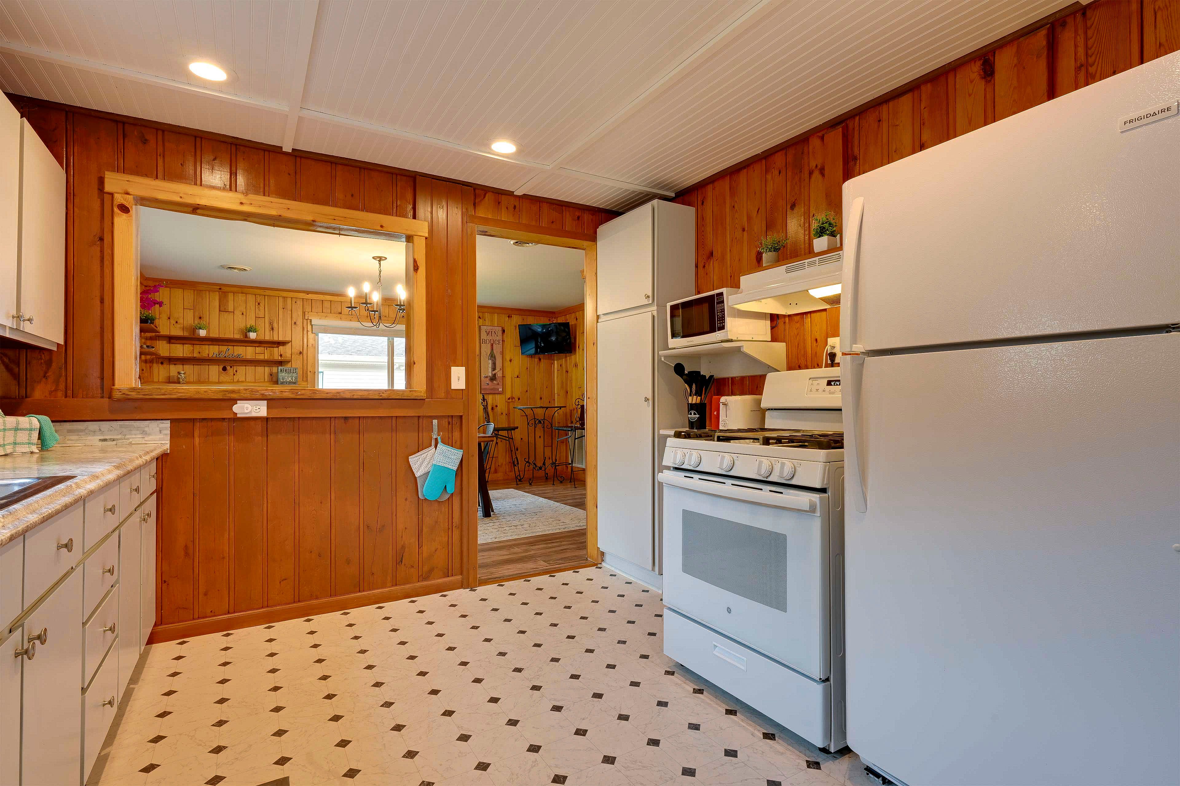 Main House | Kitchen | Dishwasher | Coffee Maker