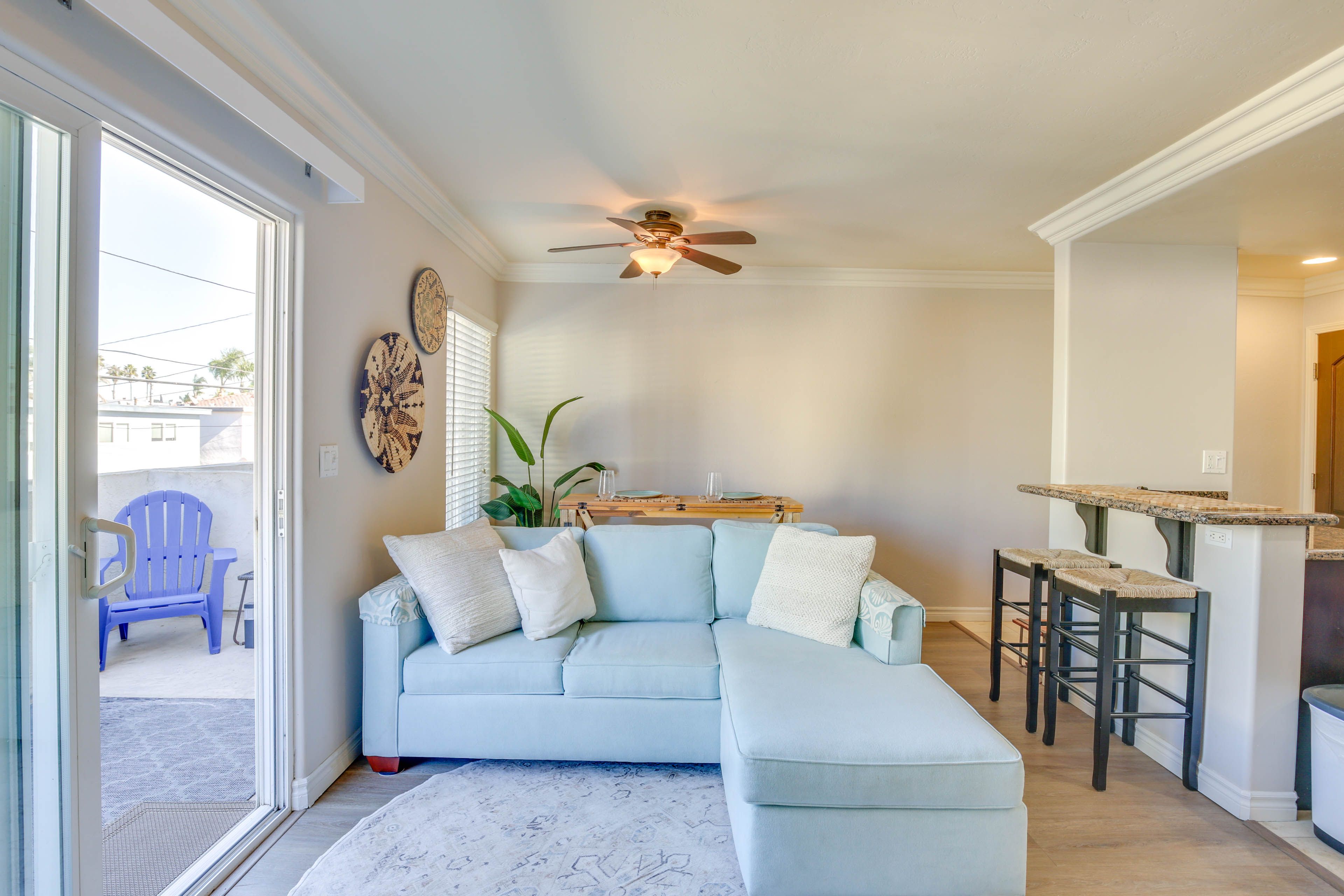 Living Area | Fold-Out Dining Table | Free WiFi