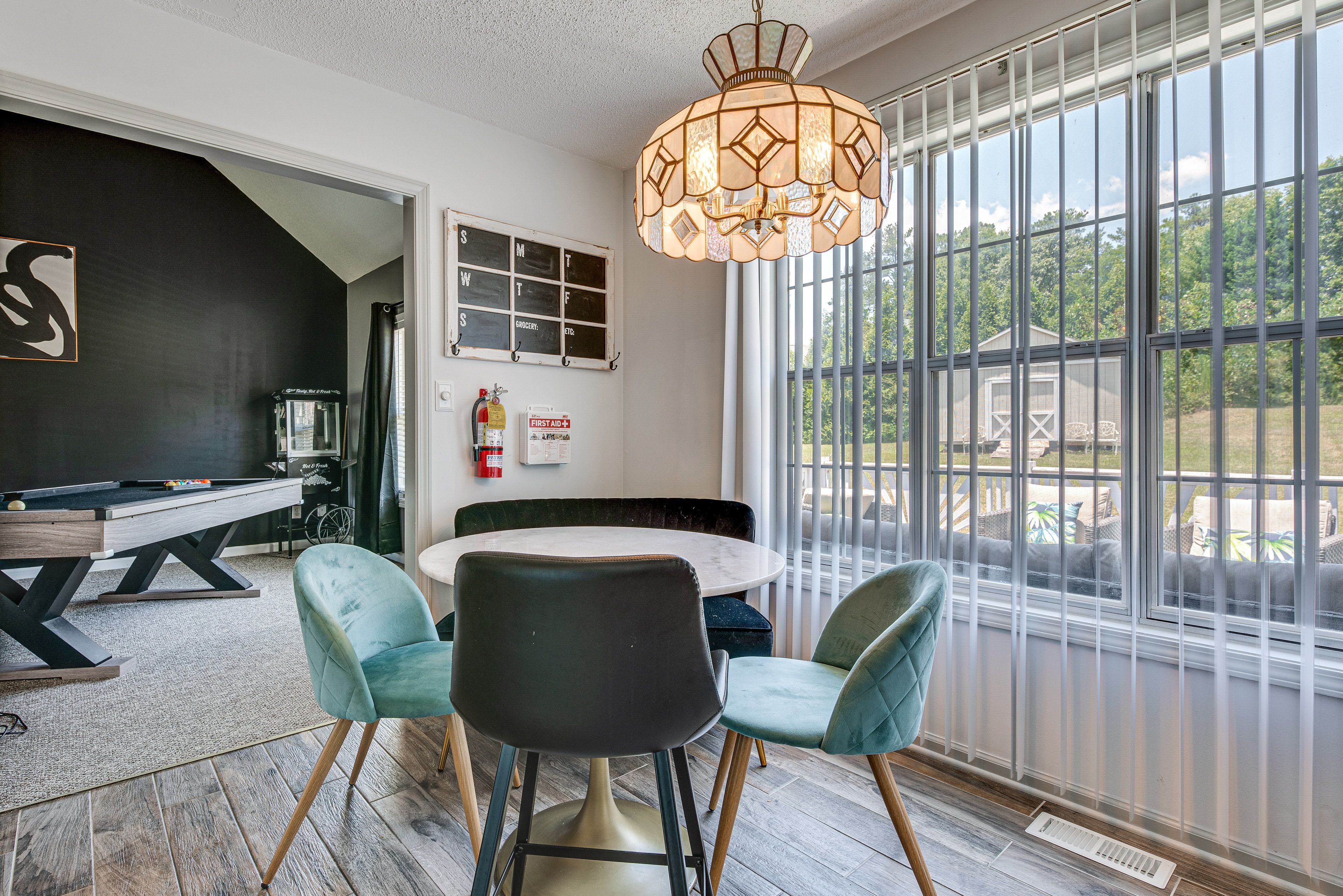 Dining Area | Dishware & Flatware Provided | Central A/C & Heating