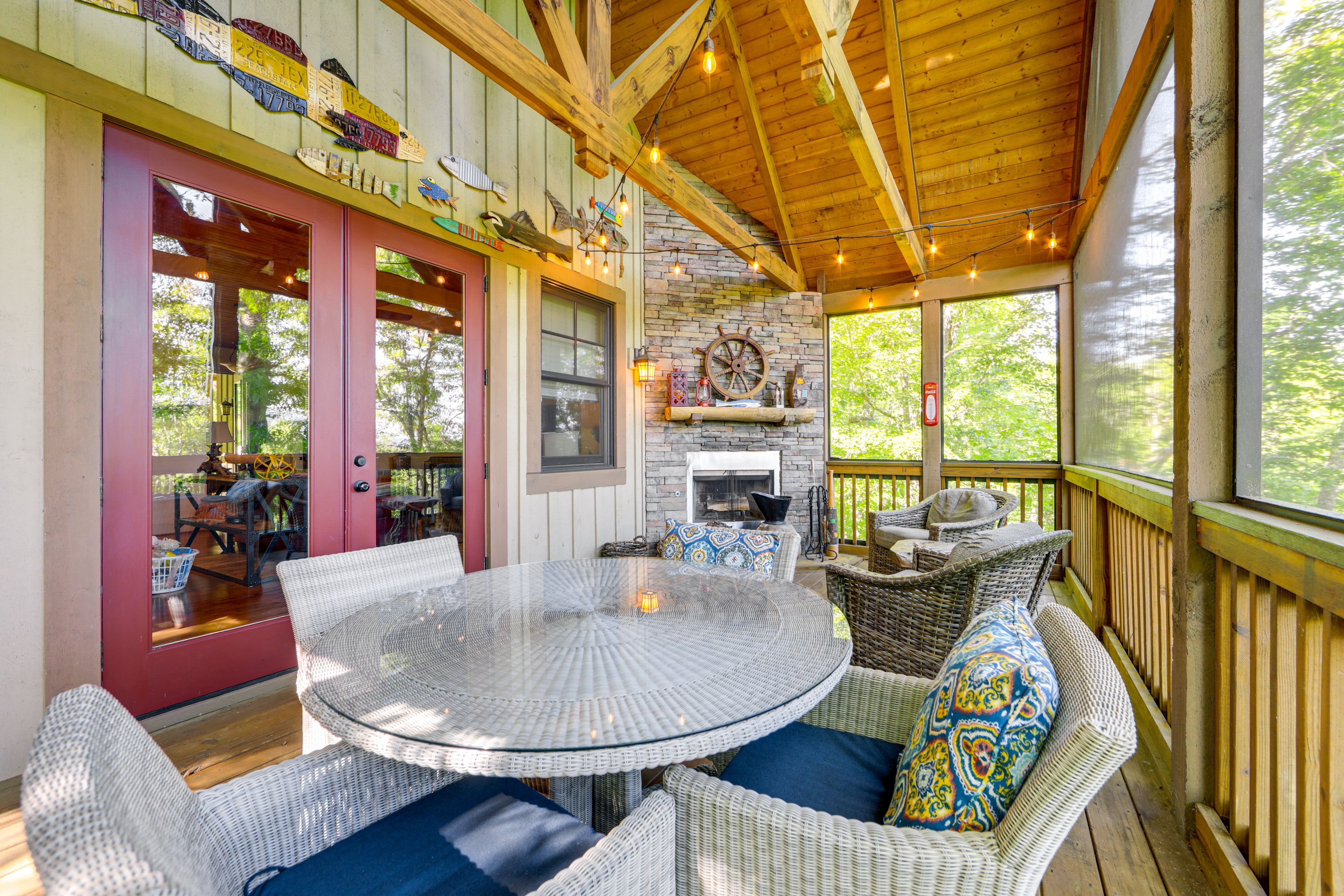 Covered Deck | Fireplace