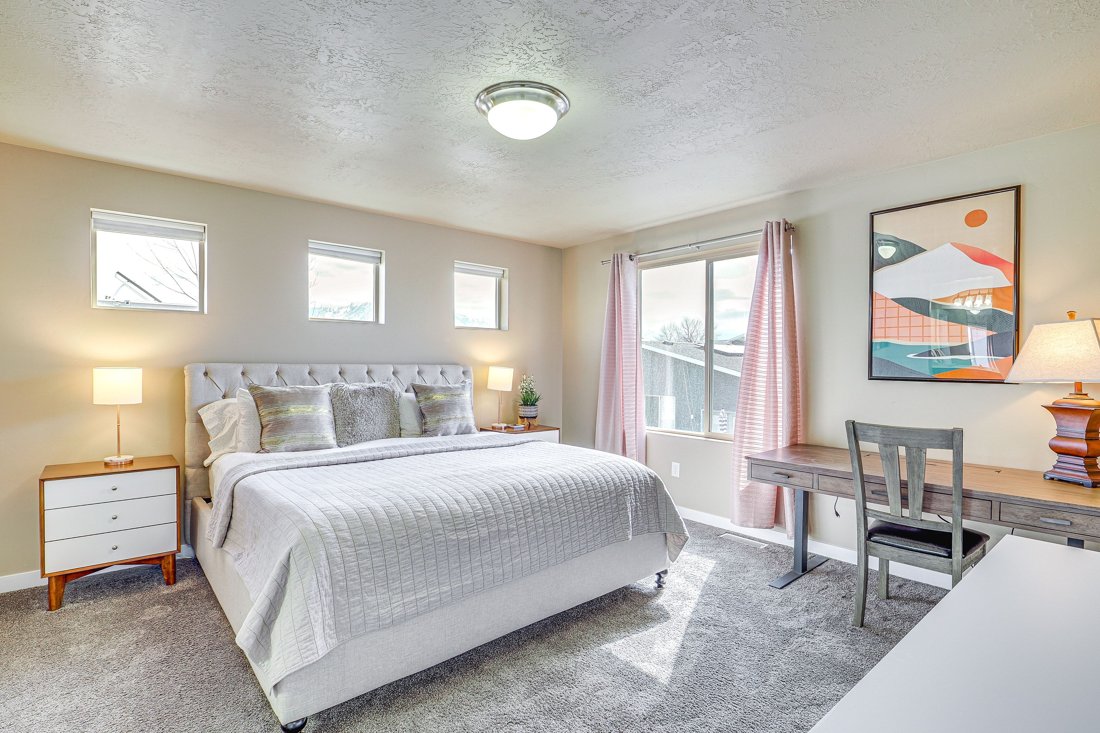 Bedroom 1 | King Bed | 2nd Floor | En-Suite Bathroom