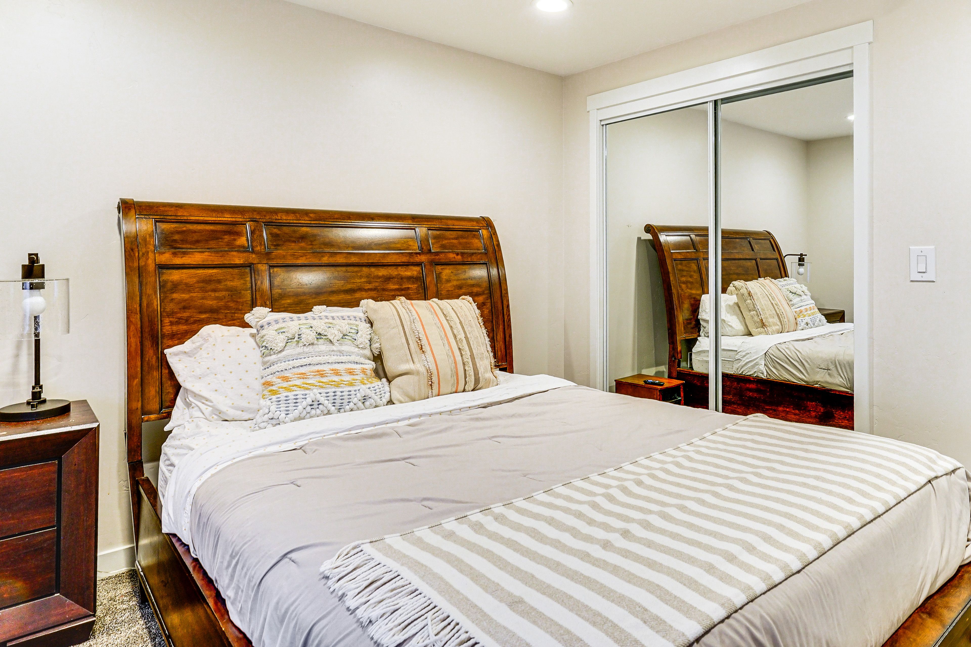 Bedroom 4 | Queen Bed | Lower Level