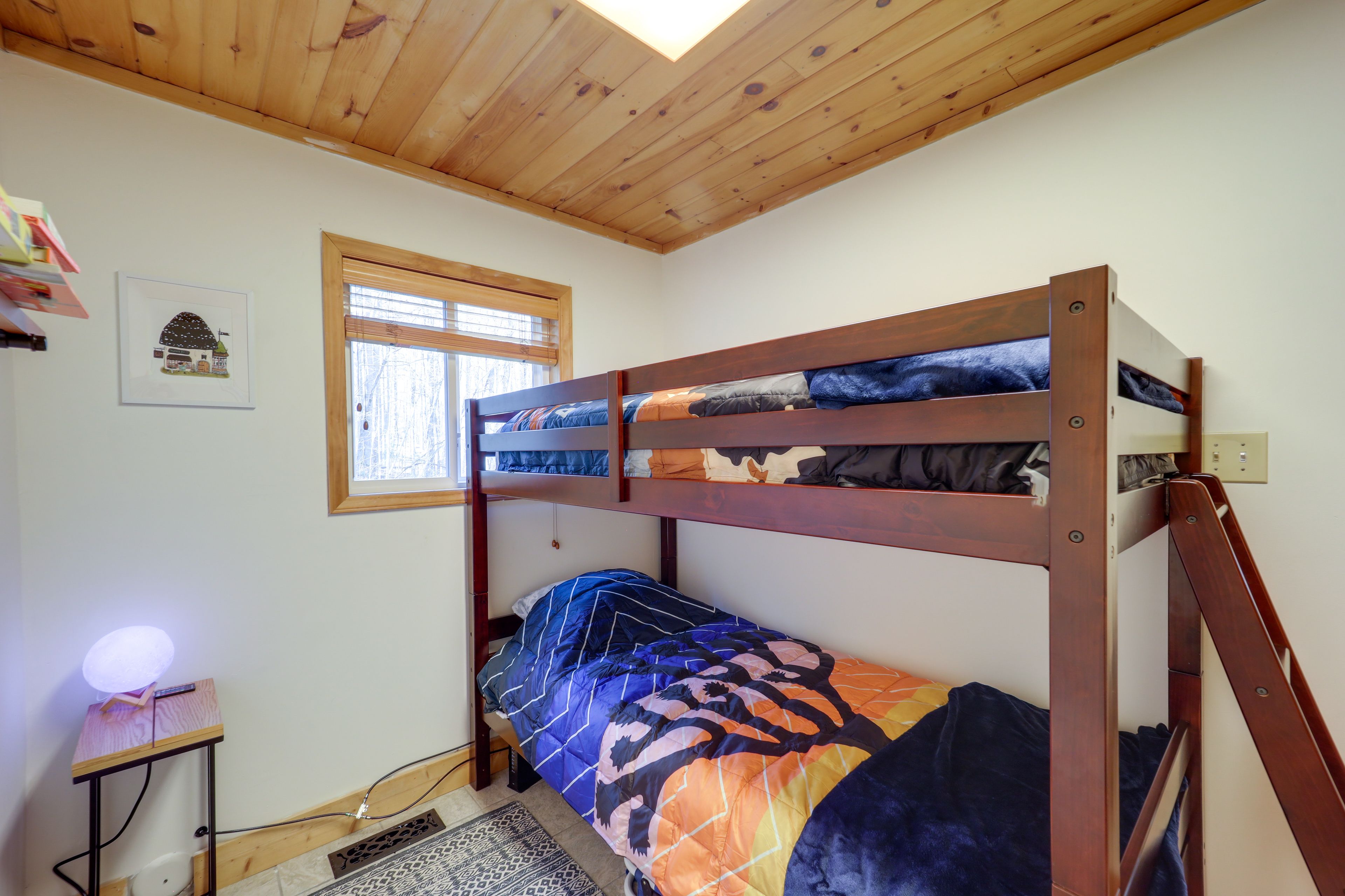 Bedroom 3 | Twin Bunk Bed