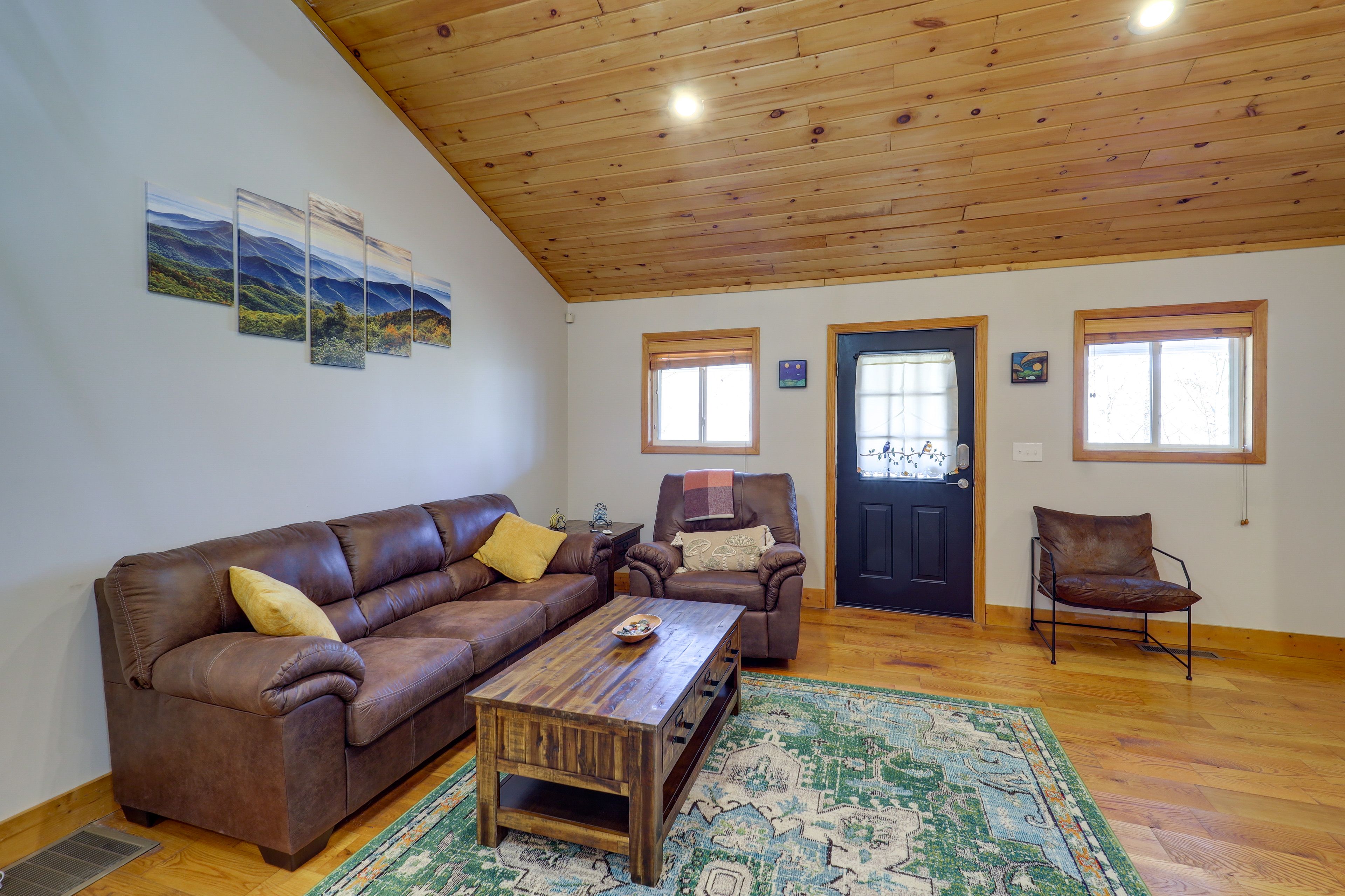 Living Room | Single-Story Cabin | Smart TV | Xbox Console