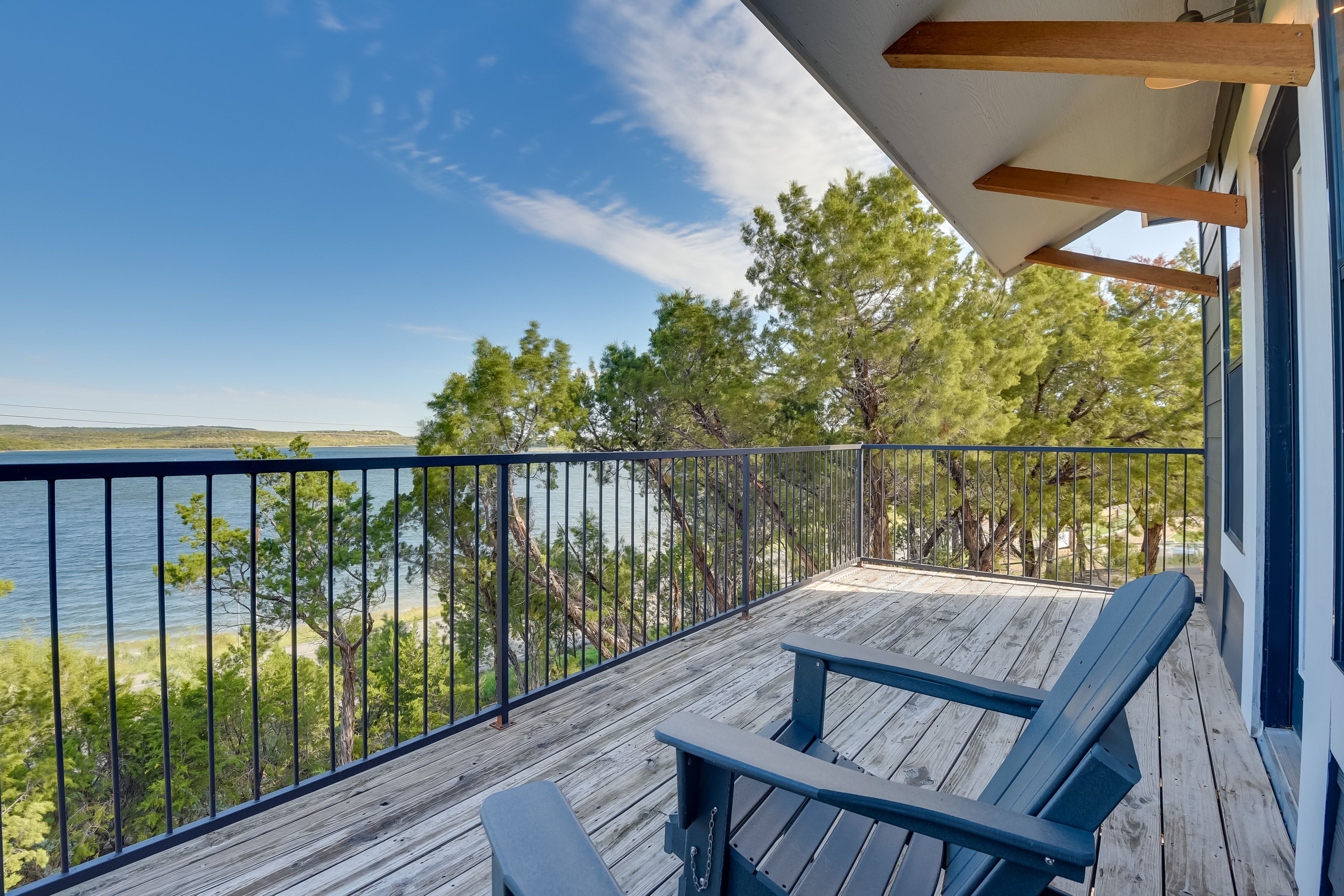 Balcony | Possum Kingdom Lake View | Seating