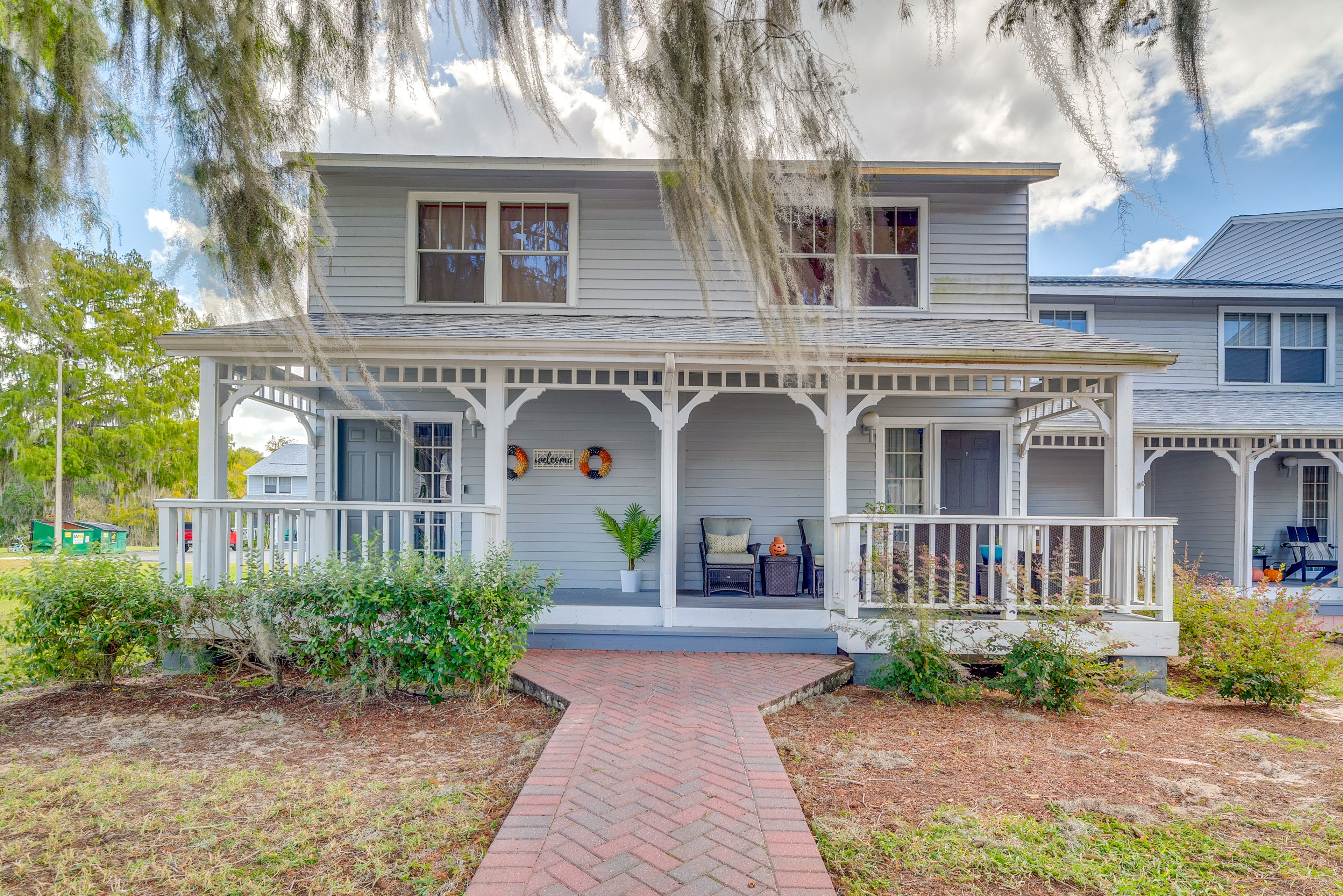 Parking | Community Lot (2 Vehicles) | Free Street Parking