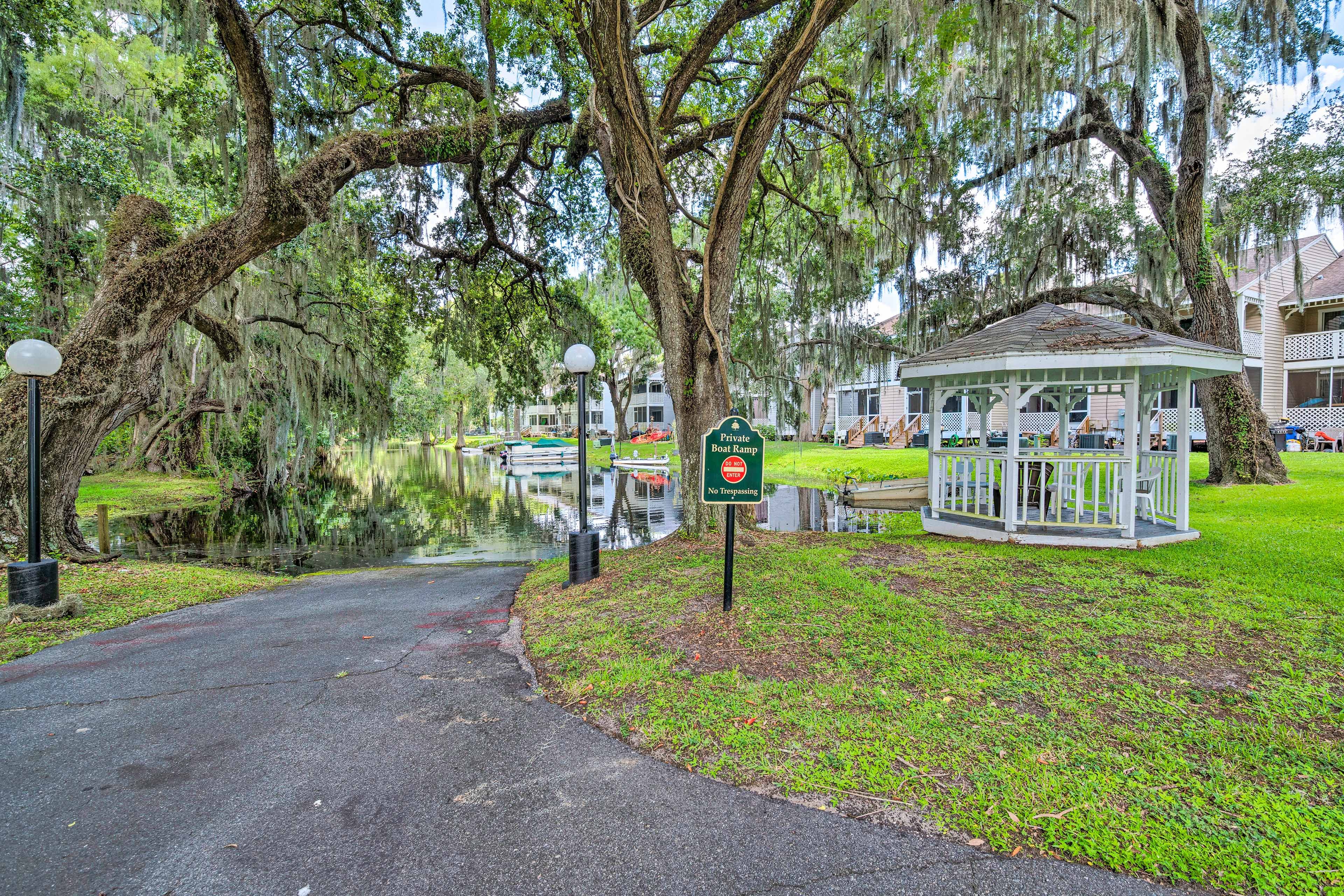 Cypress Cove Amenities | 3 Boat Ramps