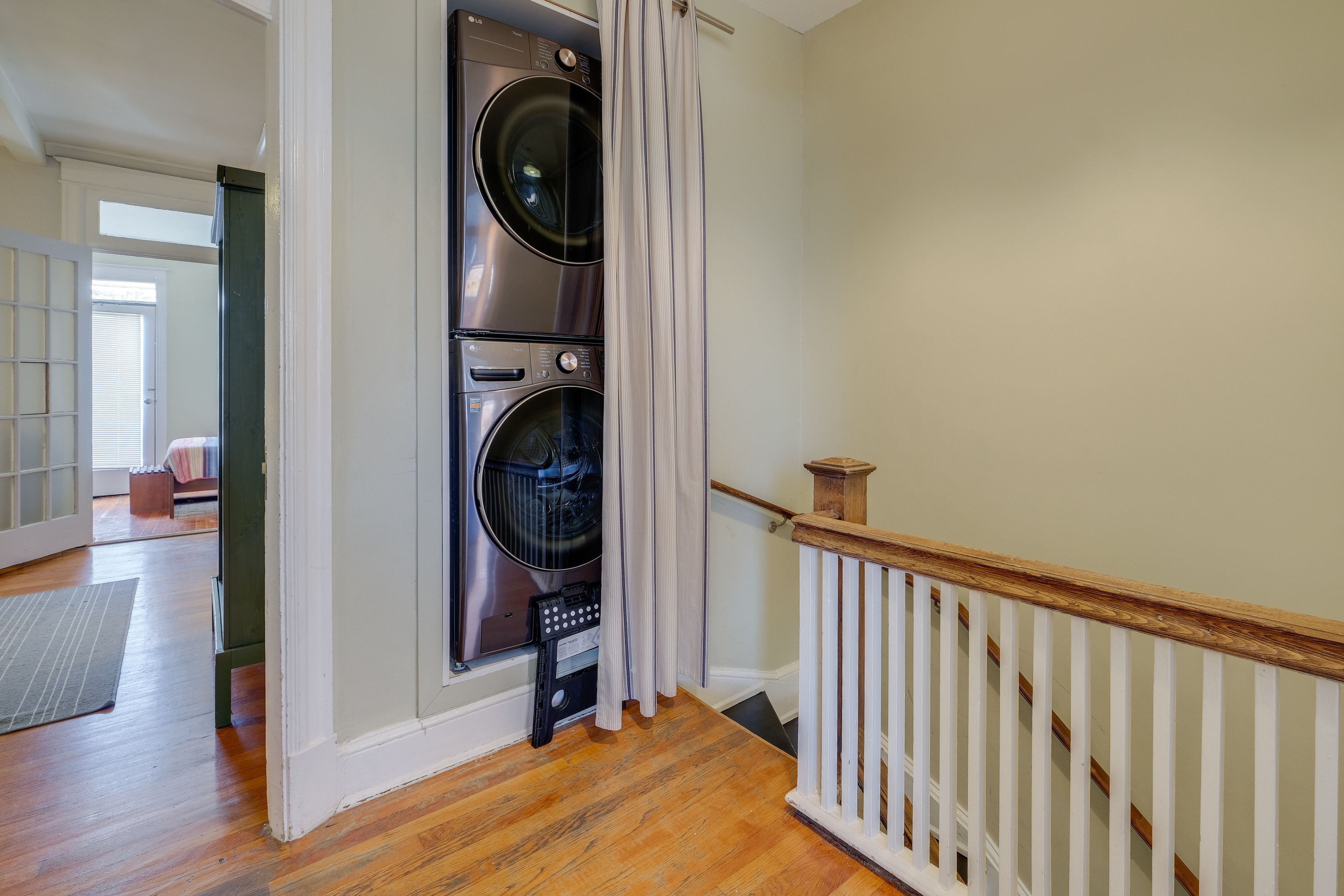 Washer + Dryer