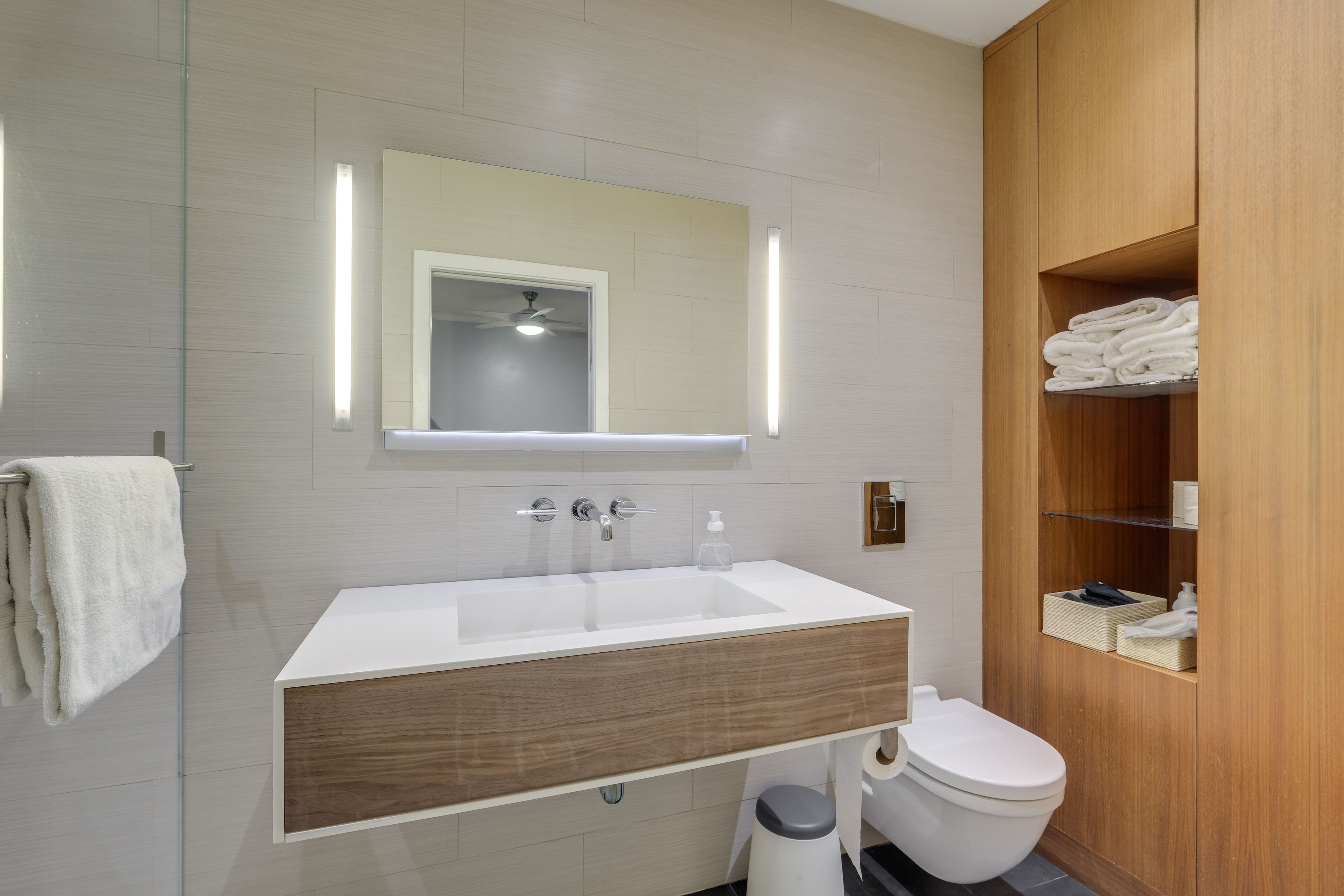 En-Suite Bathroom | Towels Provided