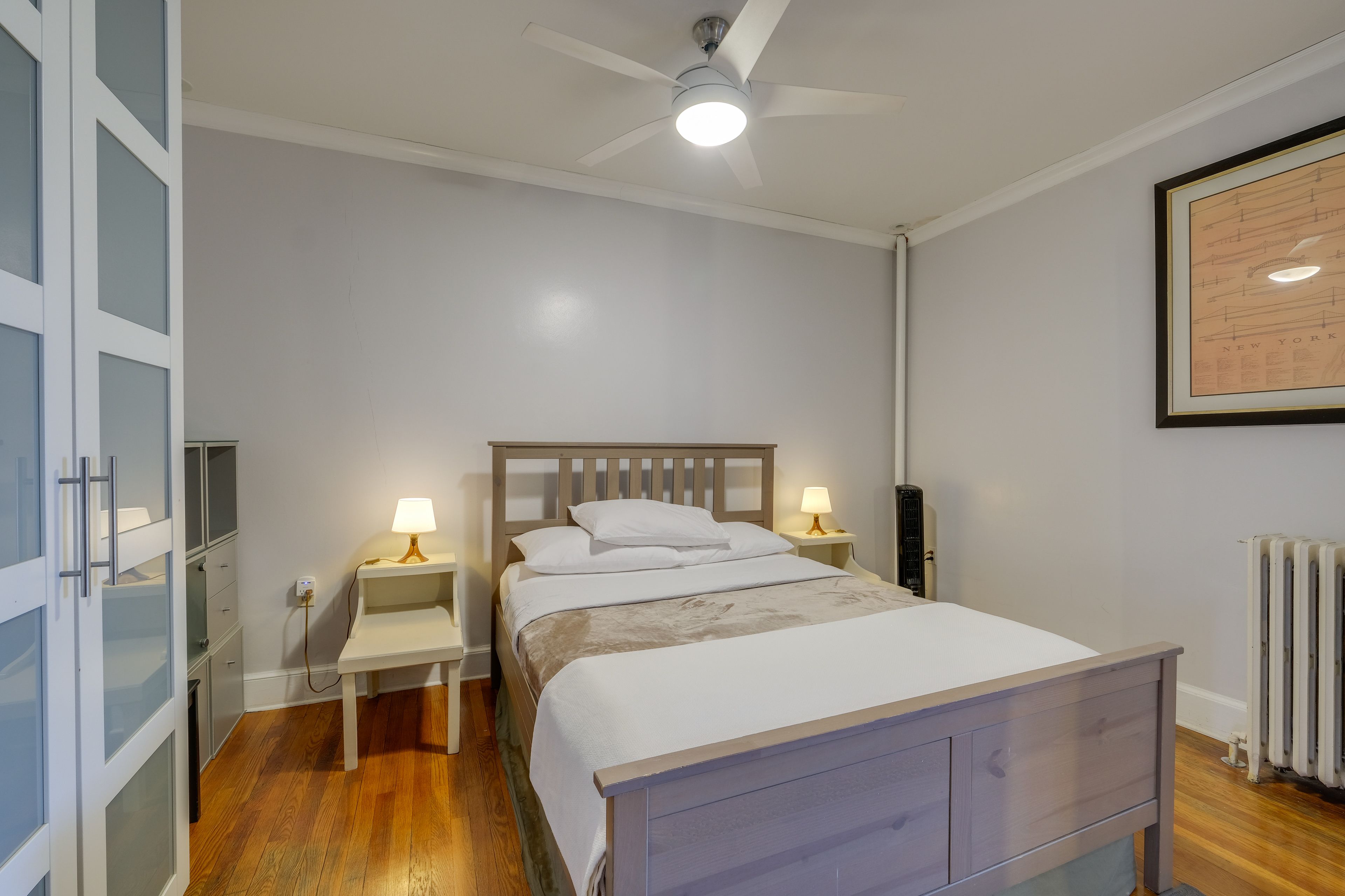 Bedroom 1 | Queen Bed | Linens Provided