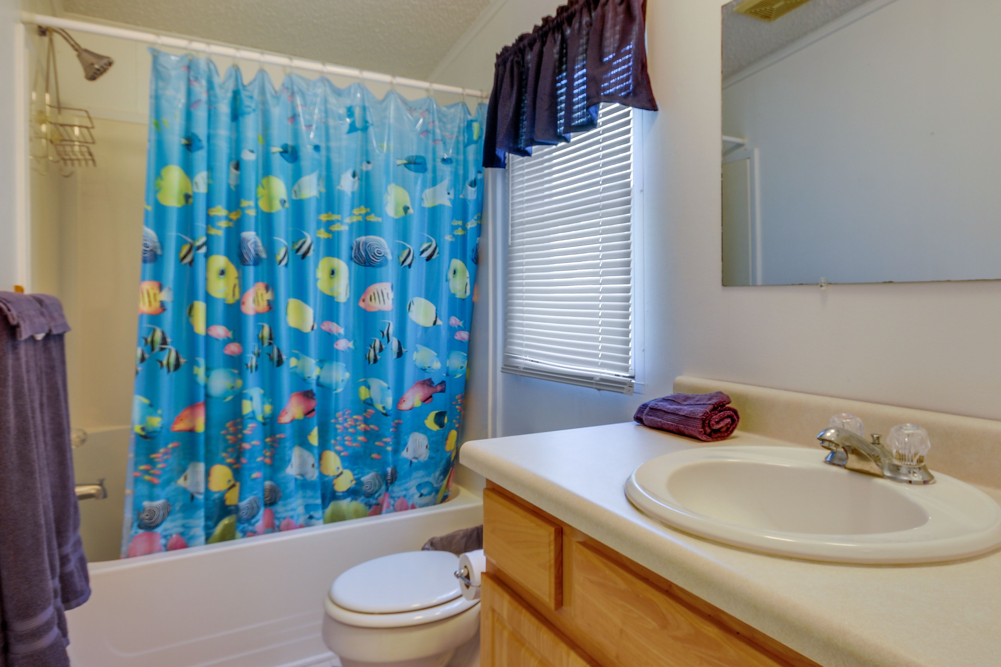 Full Bathroom