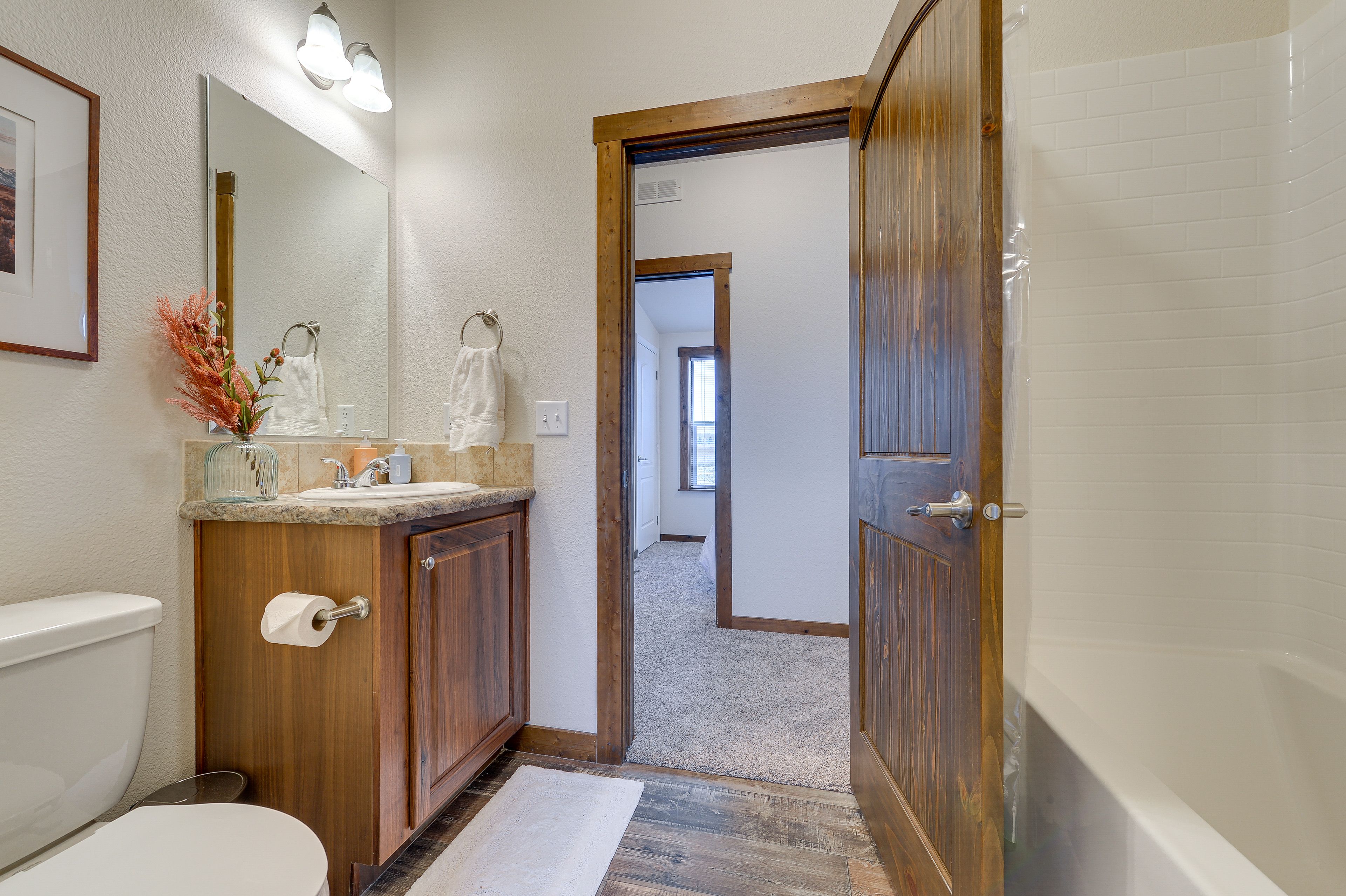 Full Bathroom
