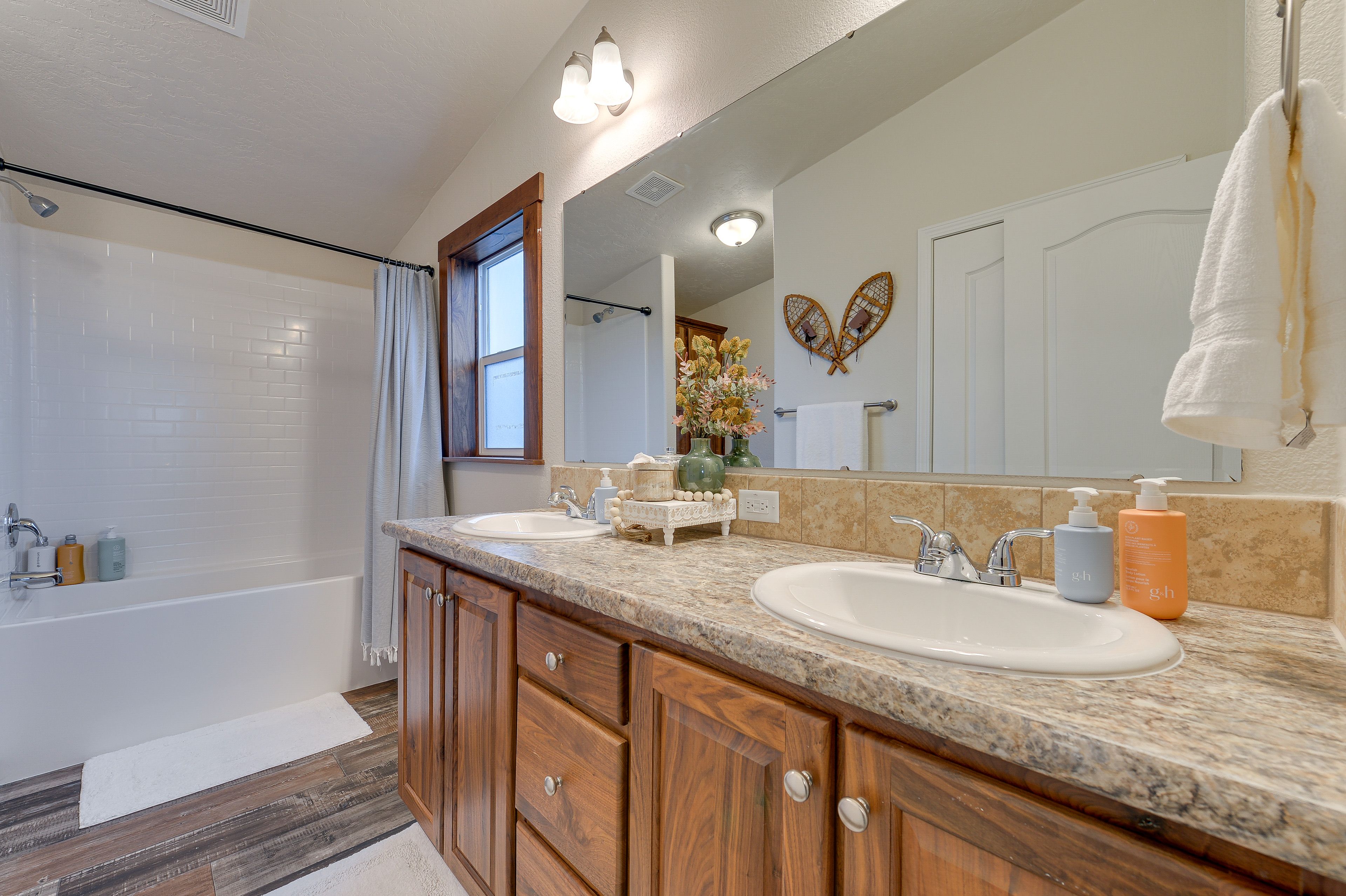 En-Suite Bathroom