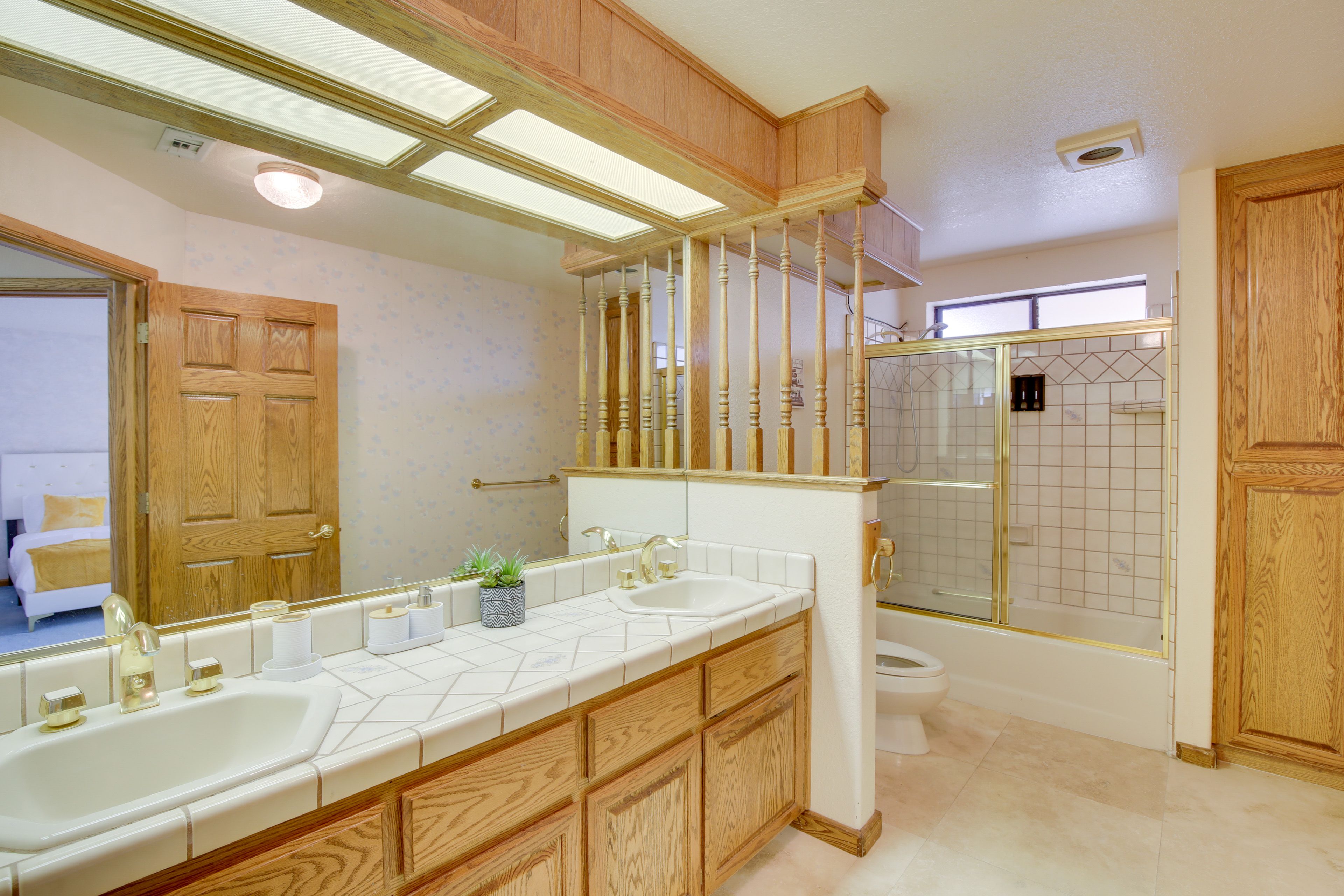 Bathroom | Complimentary Toiletries