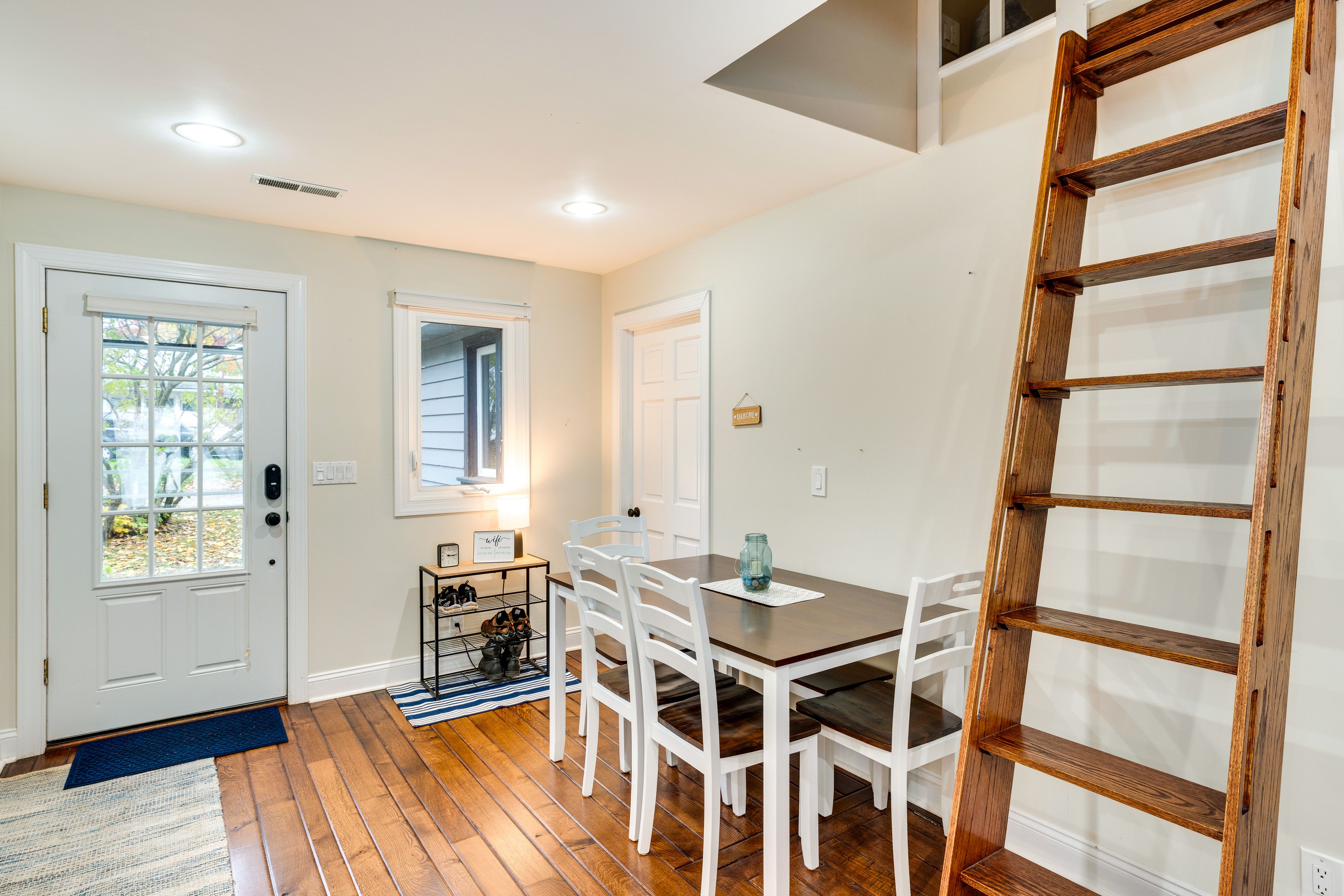 Dining Area | Dishware/Flatware | Trash Bags/Paper Towels