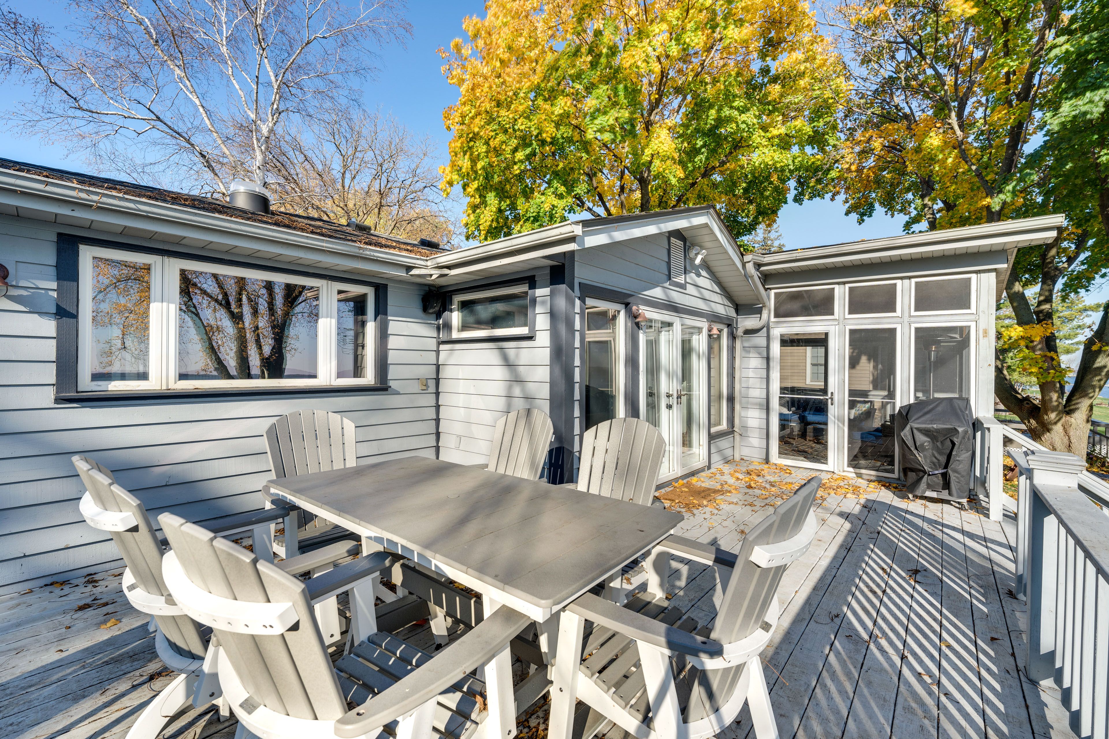Deck | Gas Grill | Dining Area