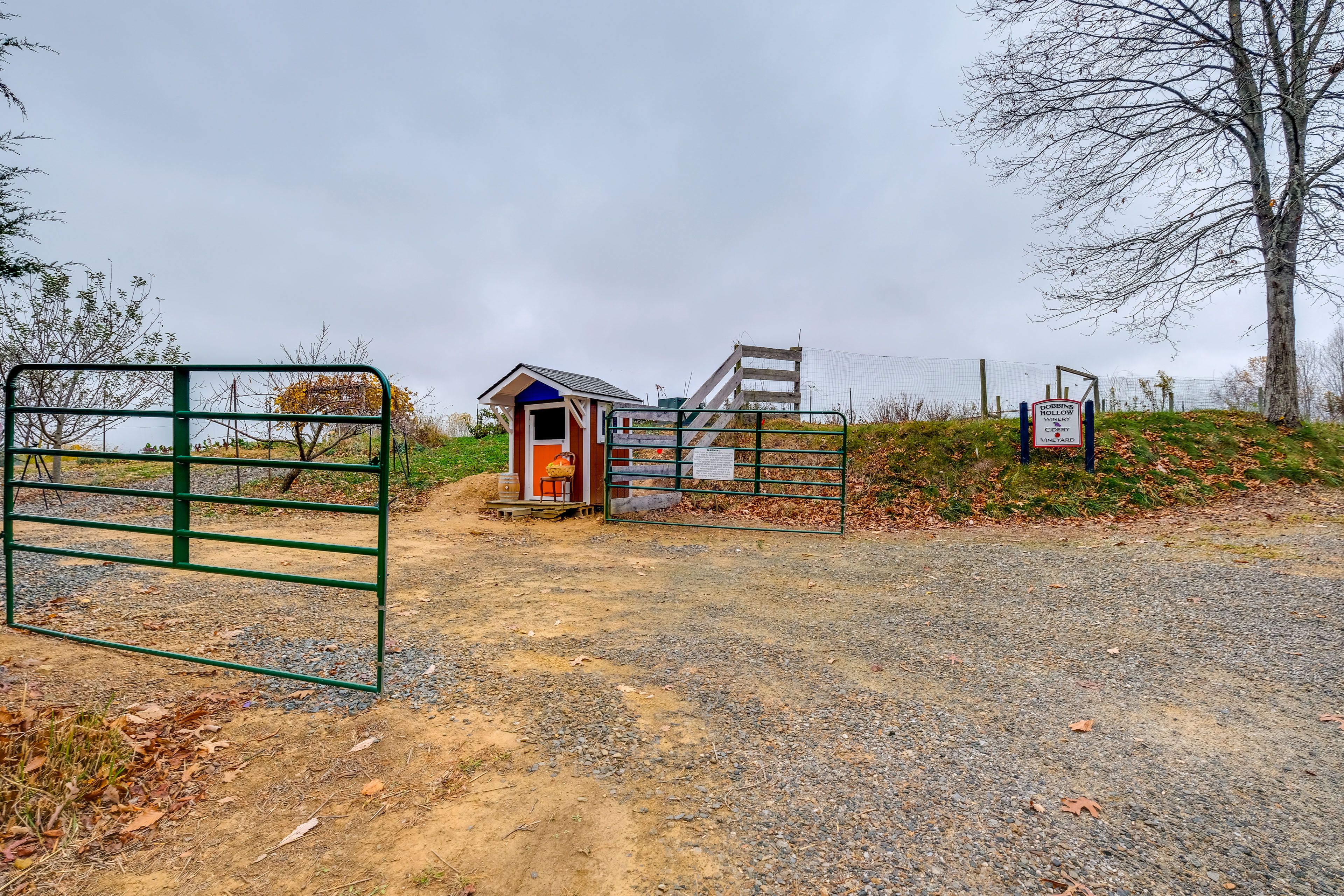 Parking | Driveway (2 Vehicles) | RV/Trailer Parking Available