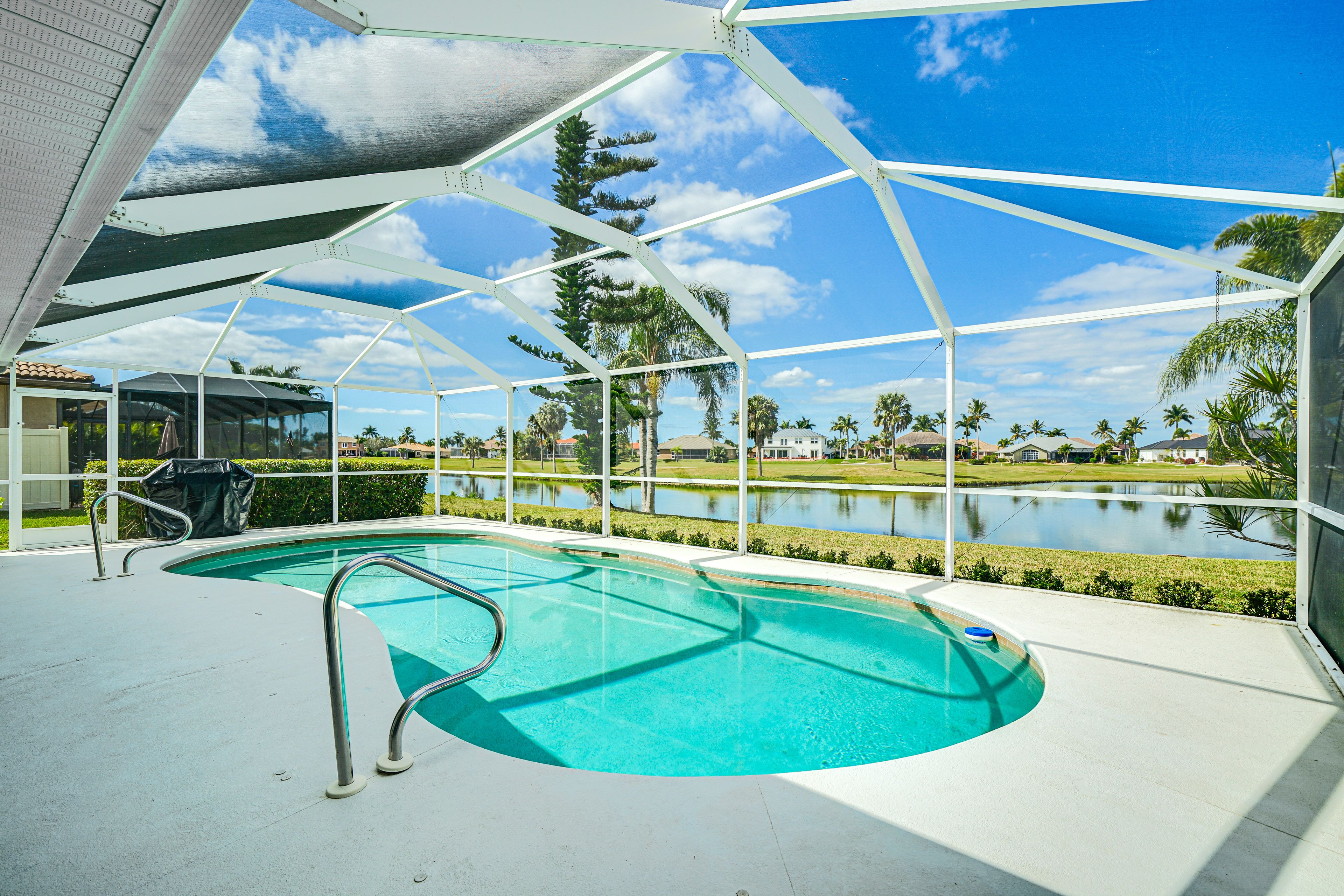 Private Pool | Pool Toys | Optional Daily Heat Fee
