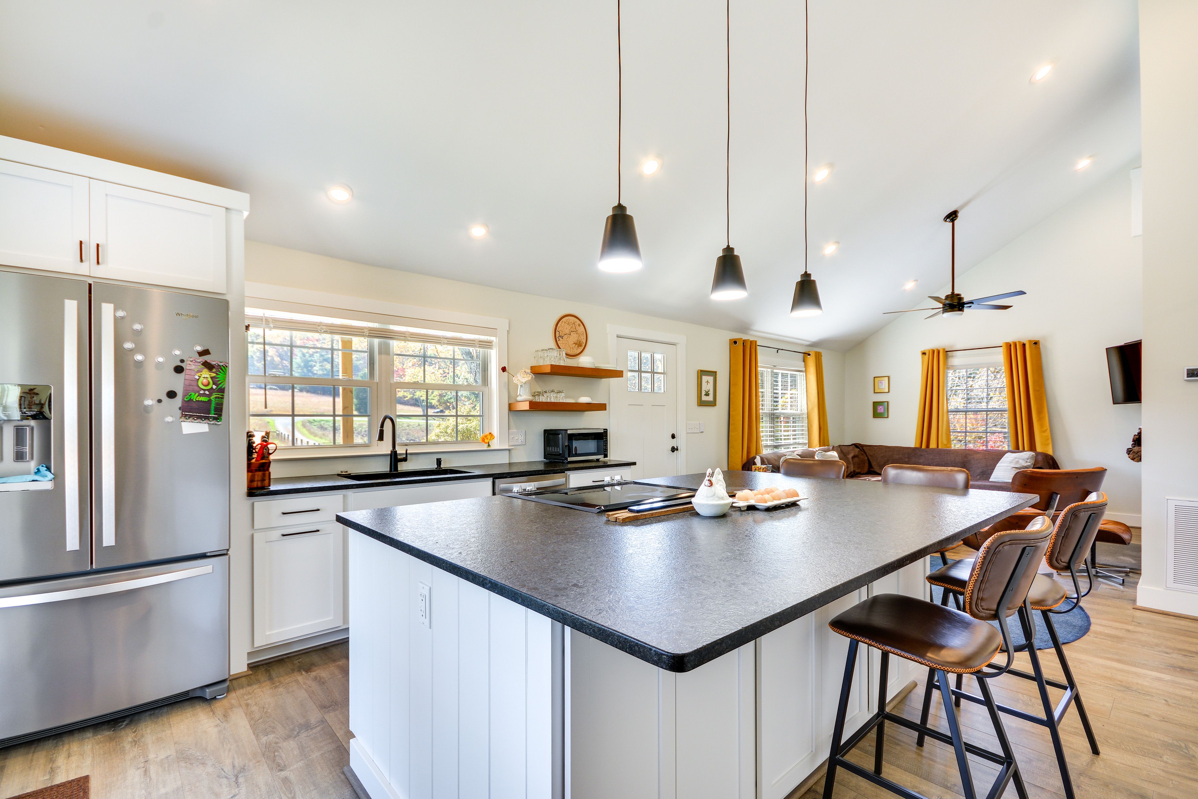 Farmhouse Kitchen | Cooking Essentials