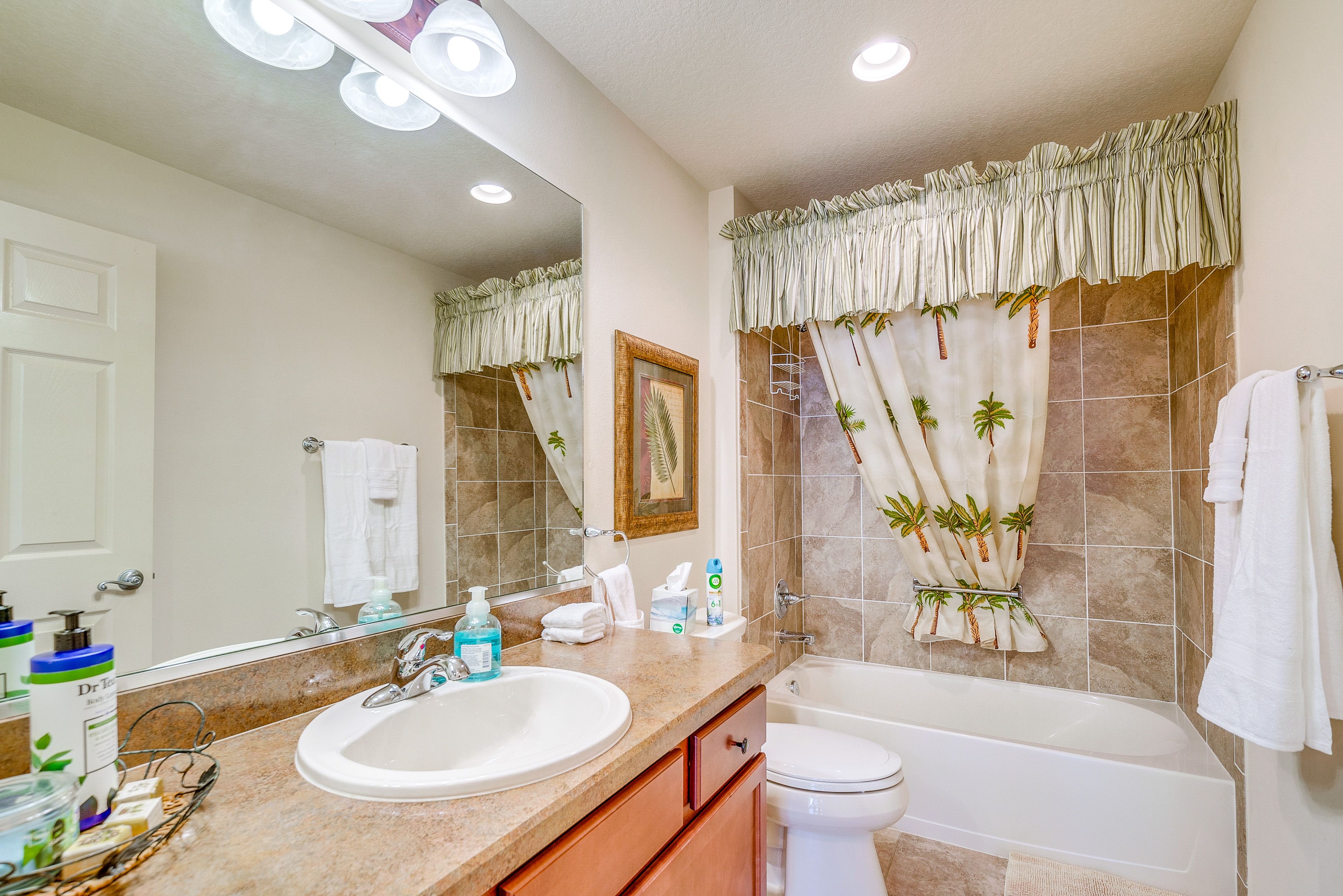 Full Bathroom