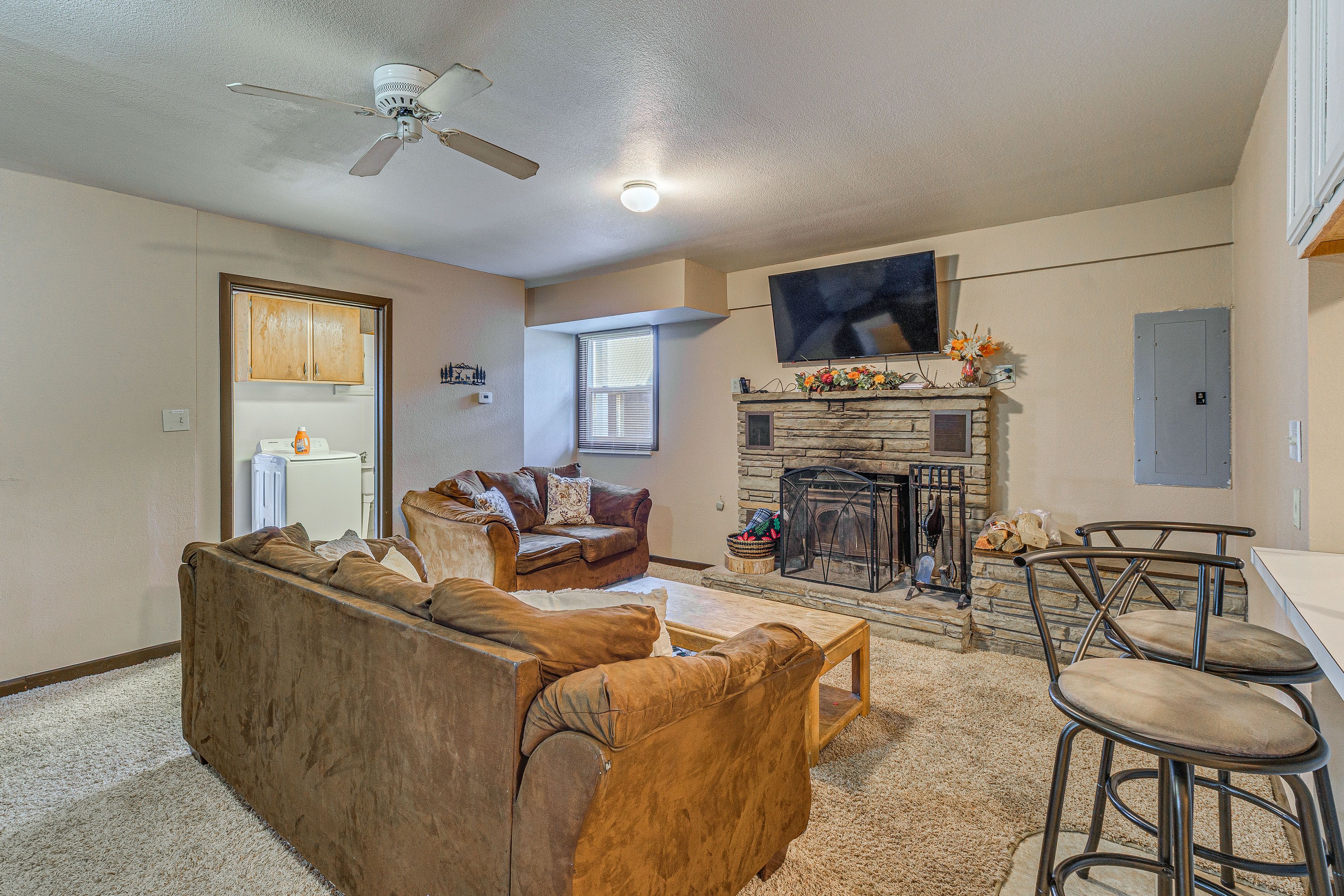 Living Room | Main Level | Smart TV | Sleeper Sofa