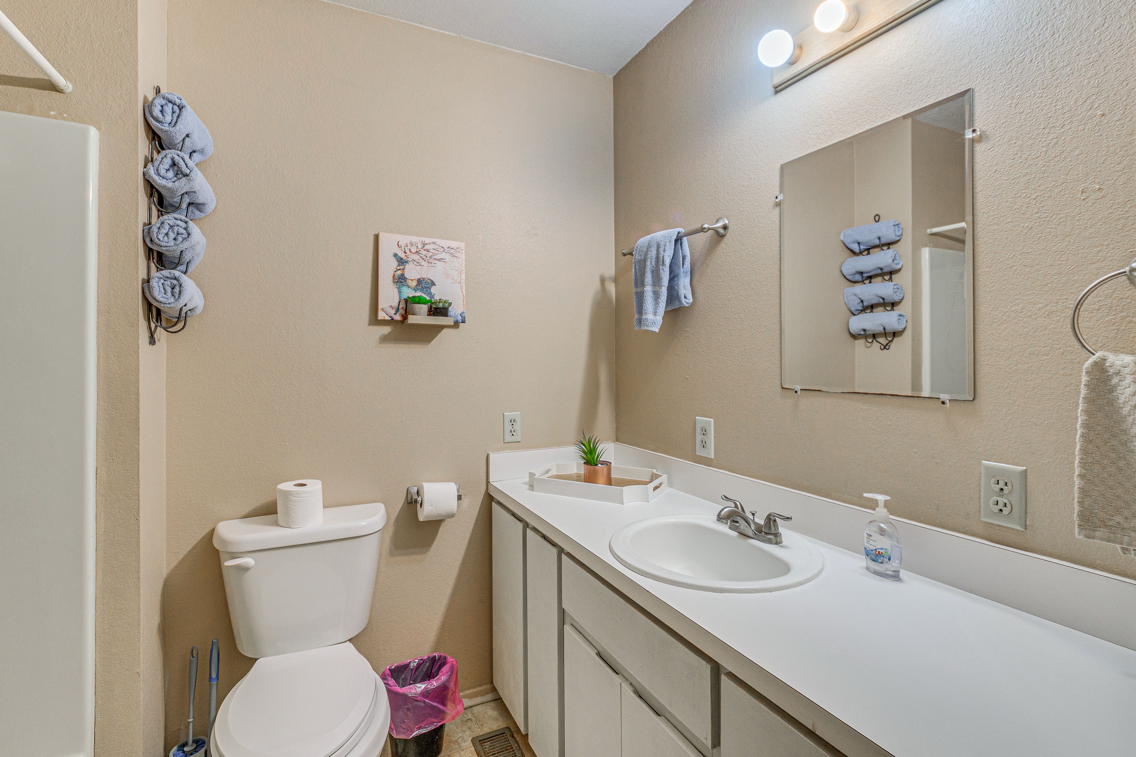 Full Bathroom