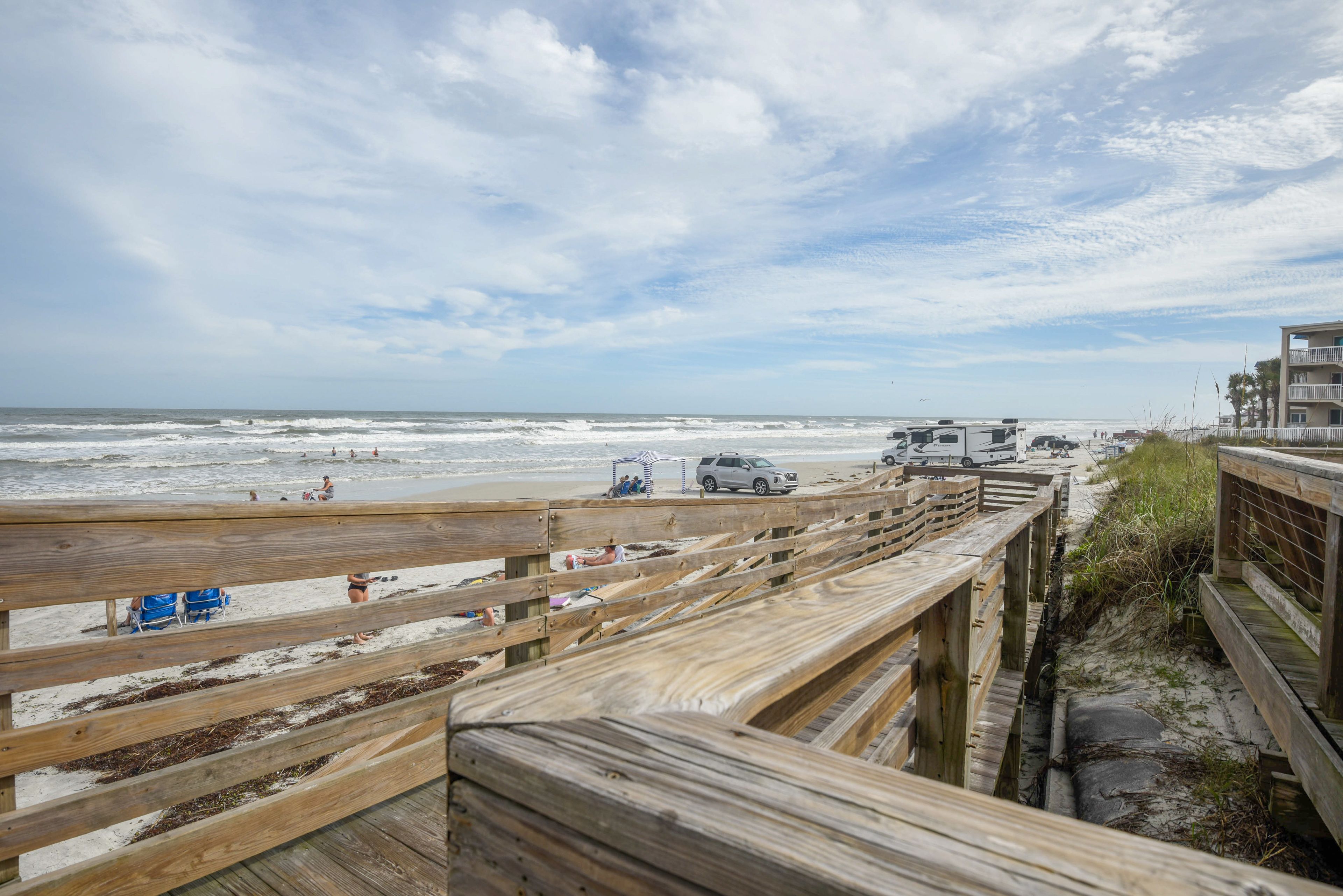0.3 Mi to Beach Access
