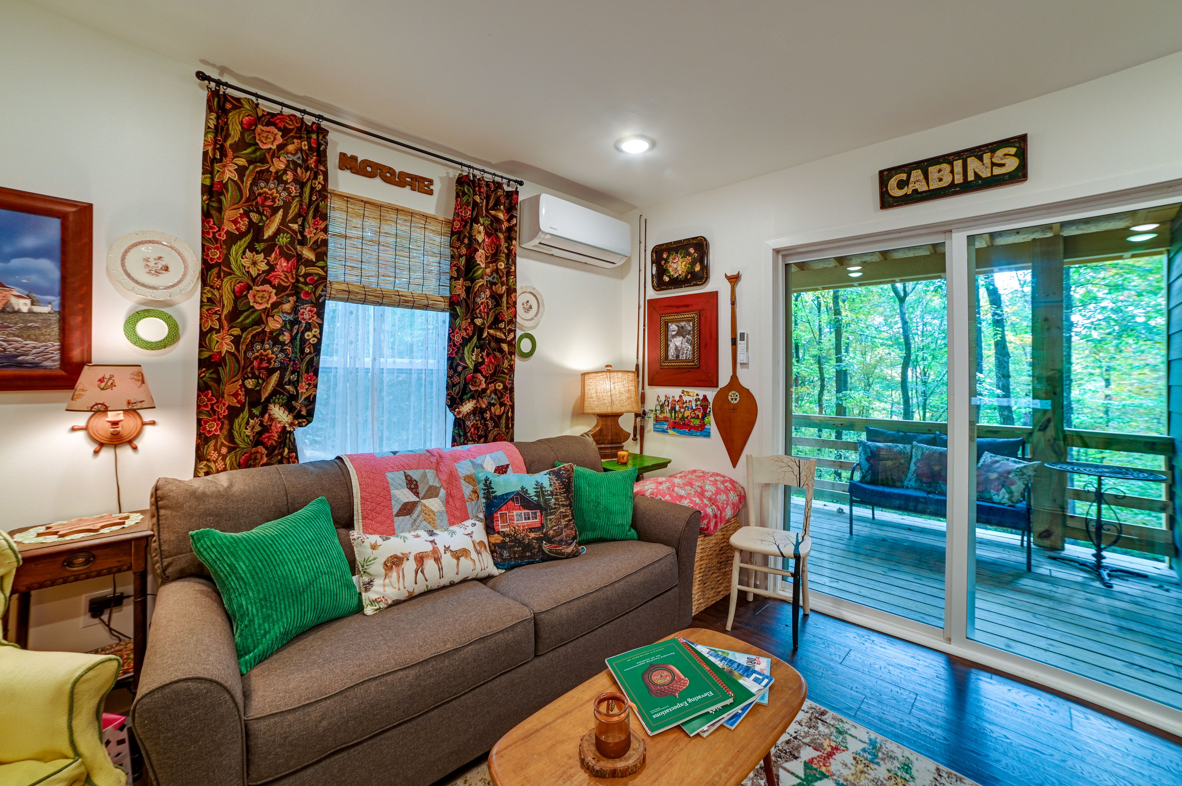 Dover Vacation Rental | 1BR | 1BA | 600 Sq Ft | 2 Exterior Steps Required