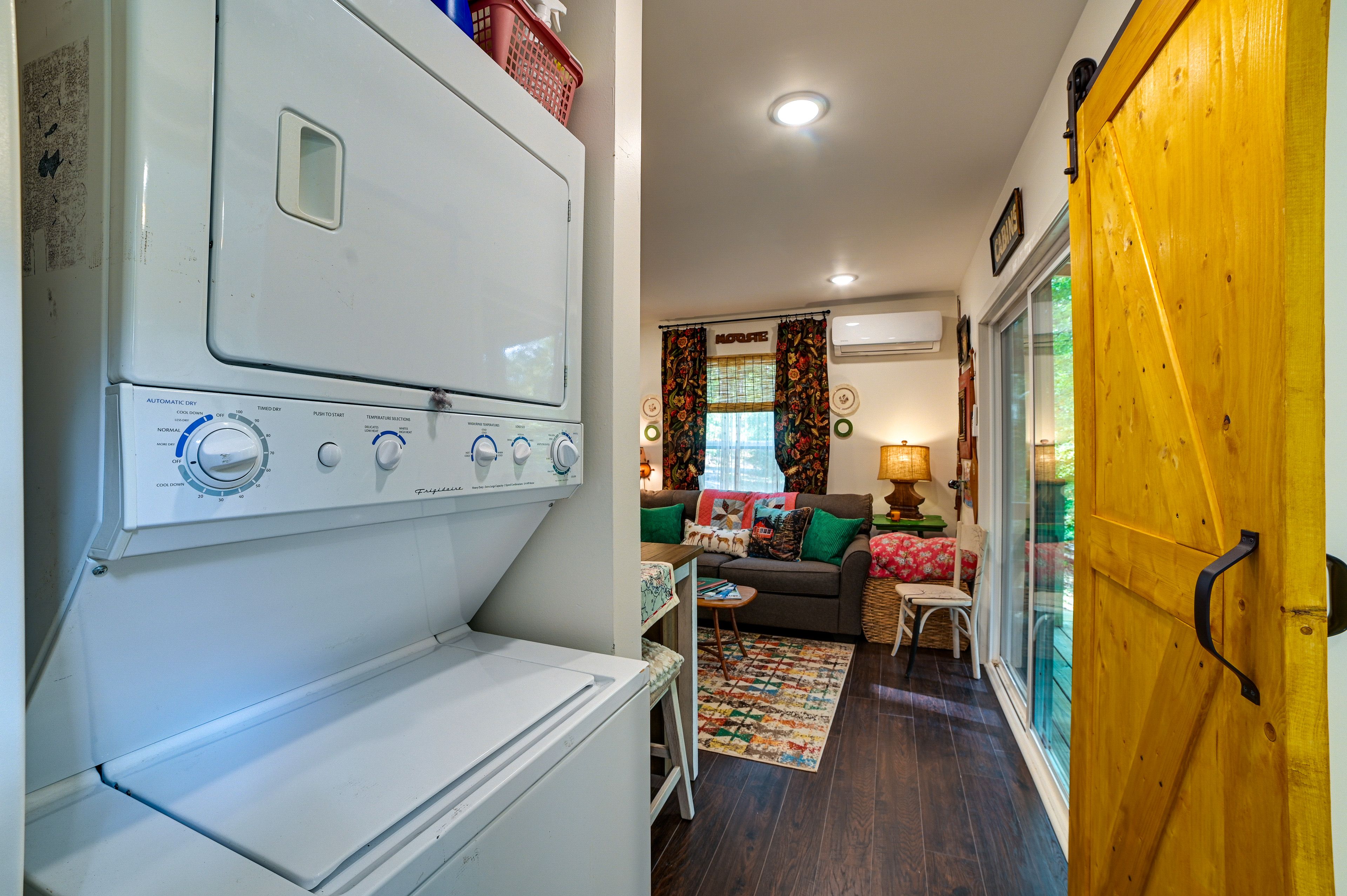 Laundry Area | Washer/Dryer | Trash Bags/Paper Towels