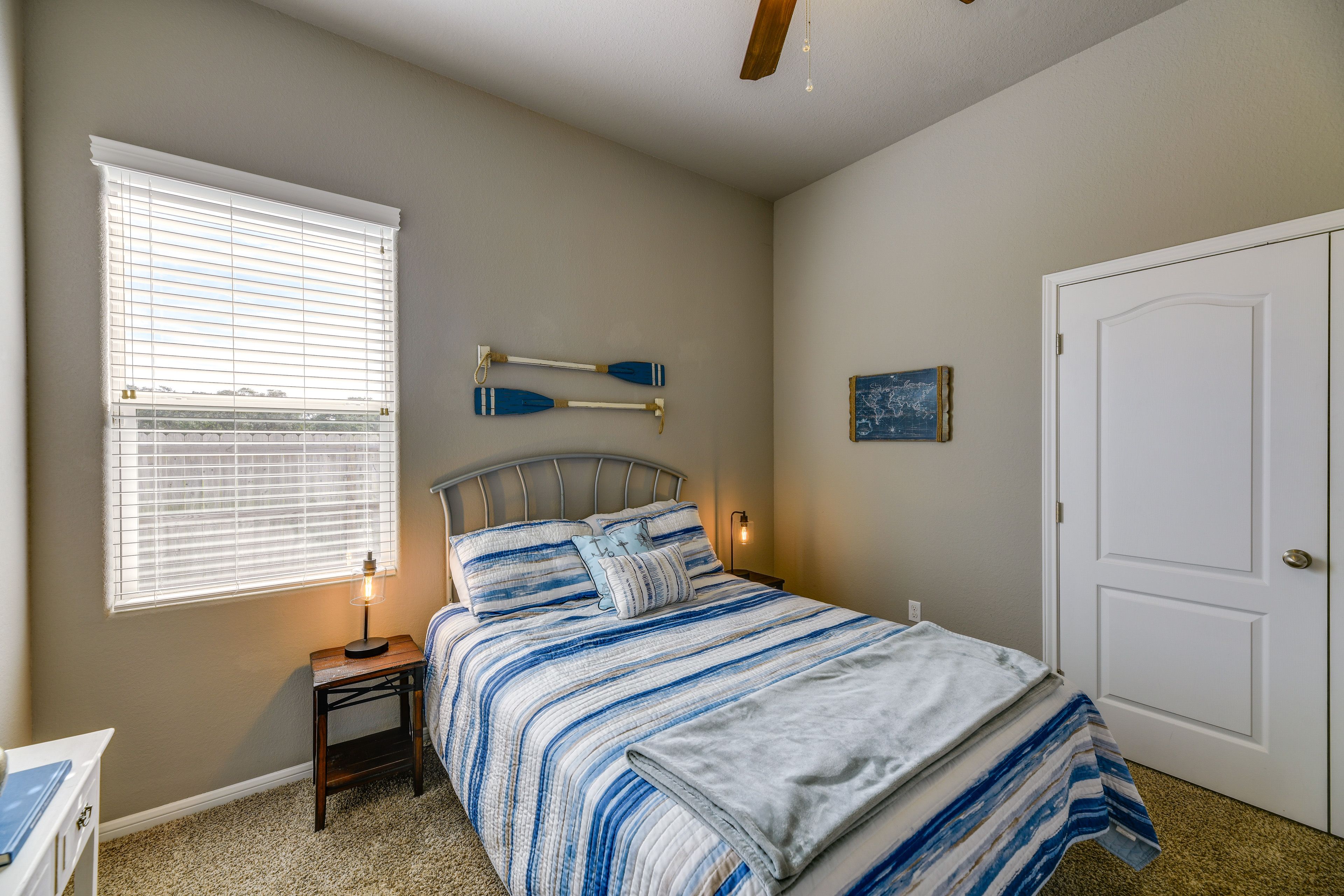 Bedroom 3 | Queen Bed