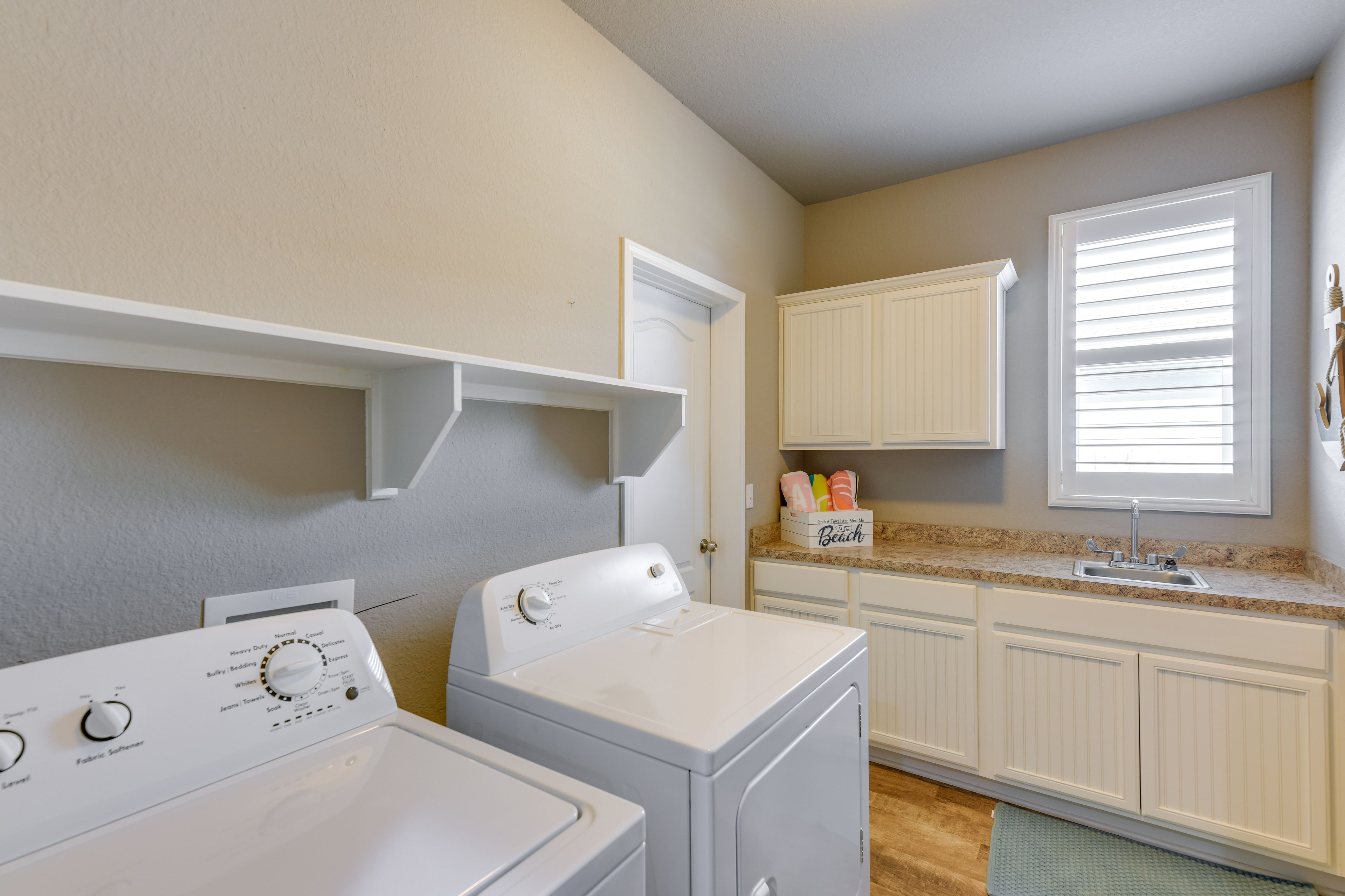 Laundry Room | Starter Detergent Pack Provided