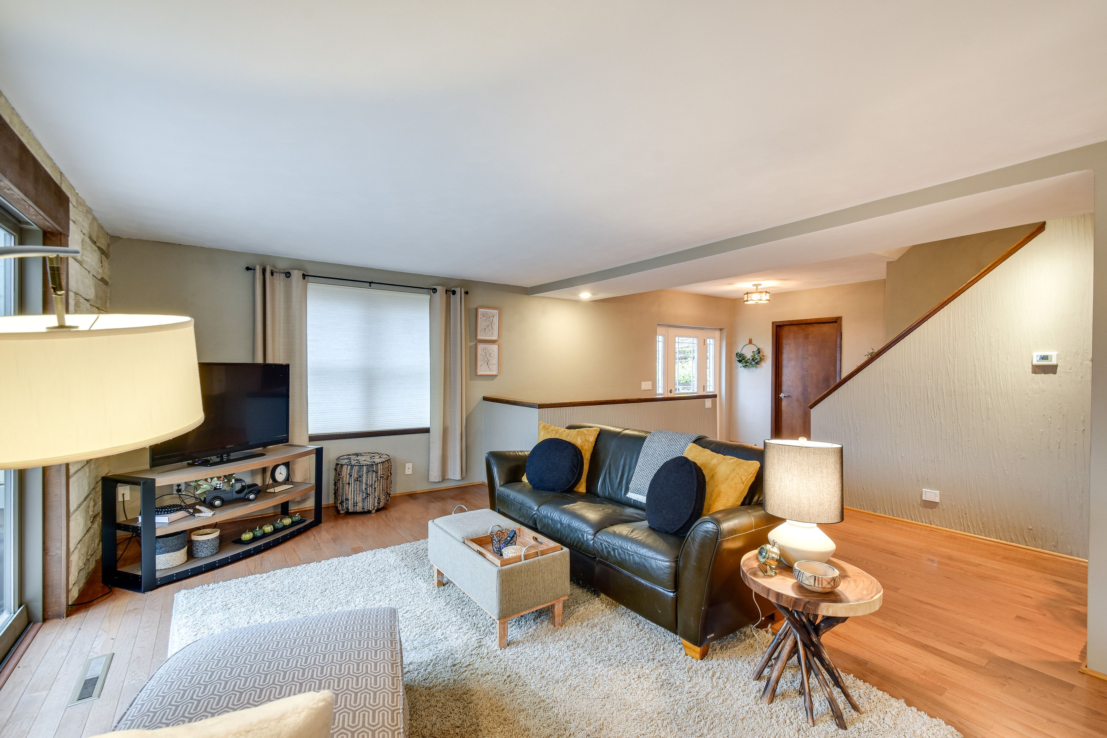 Bettendorf Vacation Rental | 4BR | 3BA + 2 Half BA | 4 Stairs to Enter