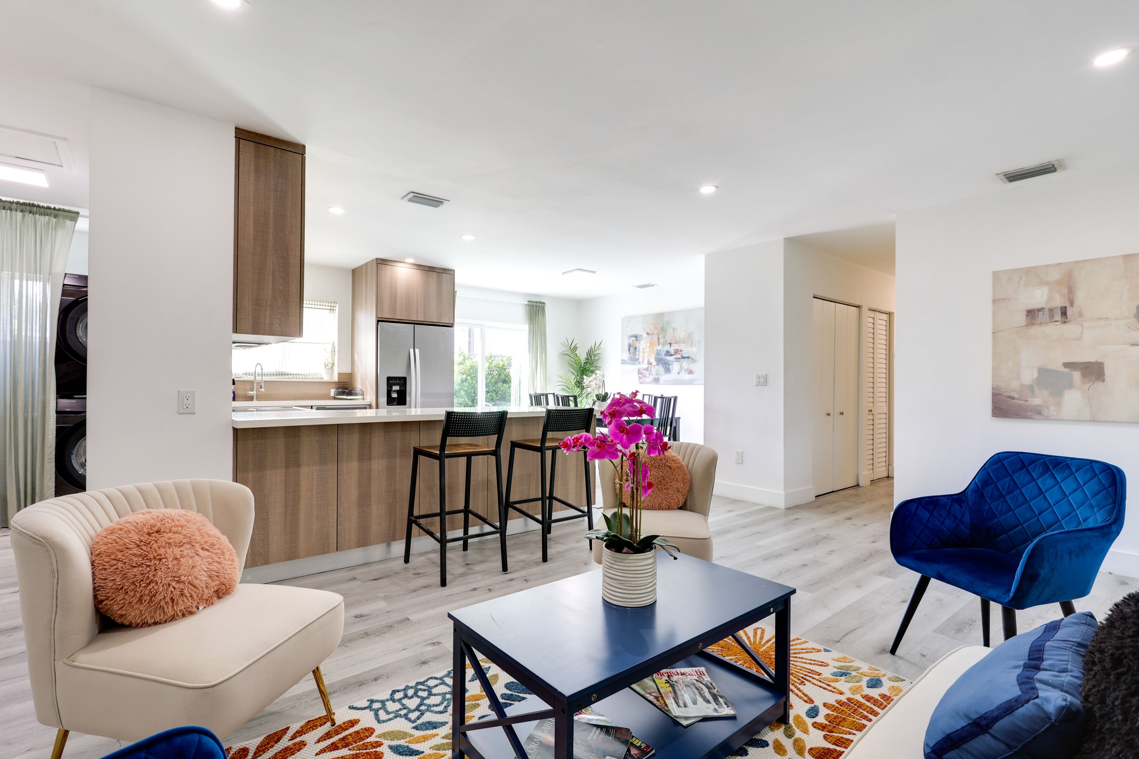 South Miami Vacation Rental | 5BR | 5BA | 2,500 Sq Ft | 2 Steps Required