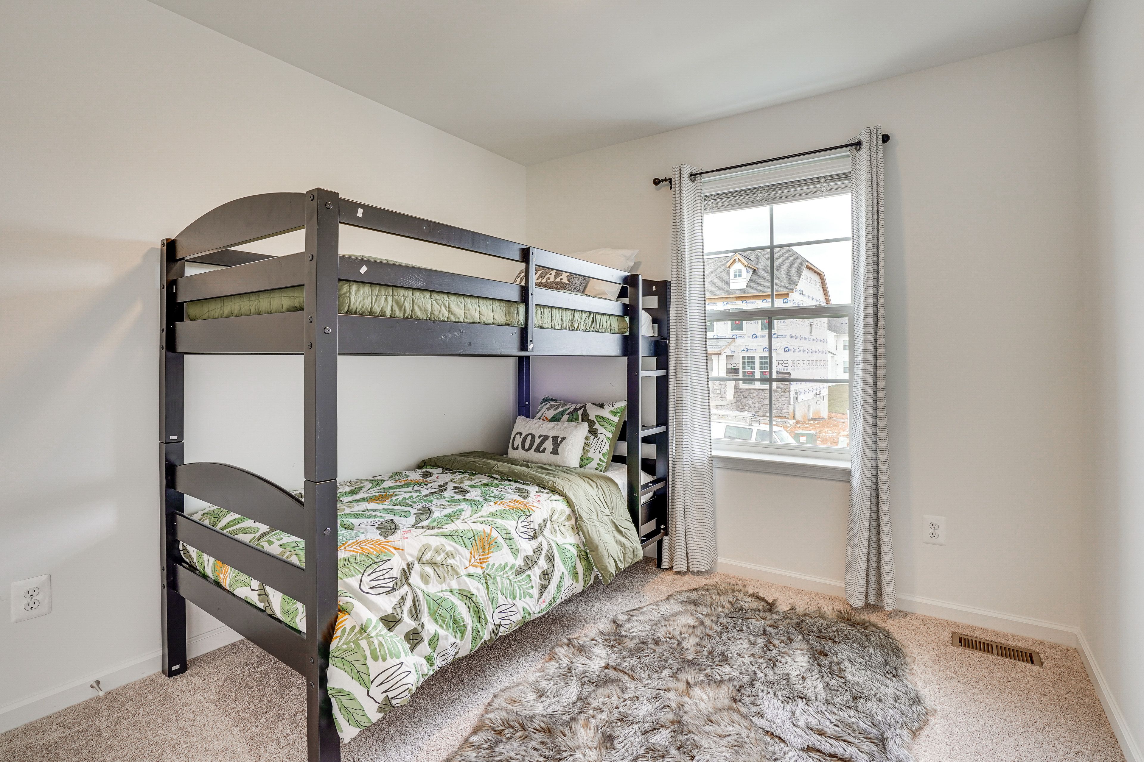 Bedroom 3 | Twin Bunk Bed | 2nd Floor